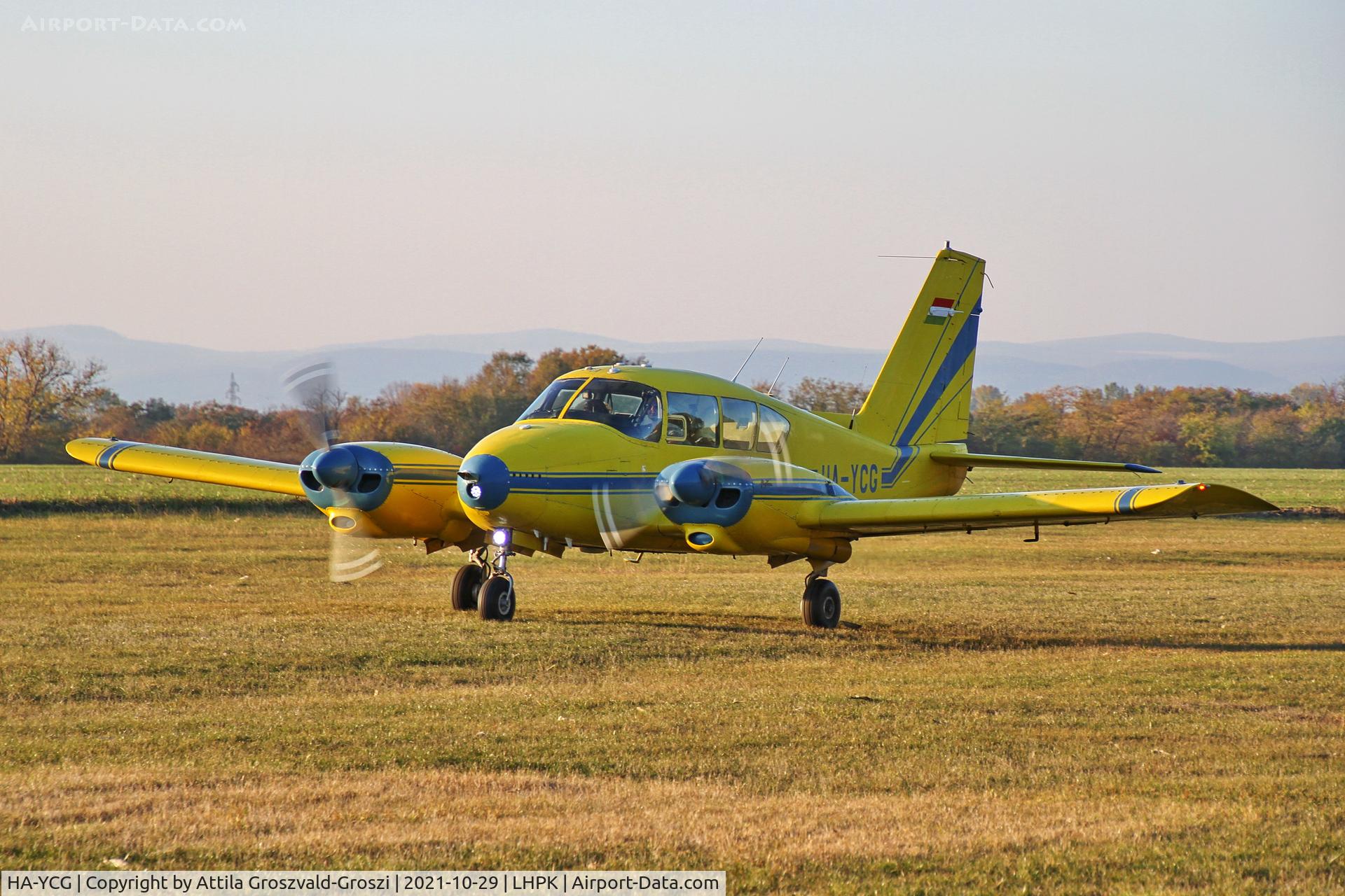 HA-YCG, 1960 Piper PA-23-250 Aztec C/N 27-334, LHPK - Papkutapuszta Airport, Hungary