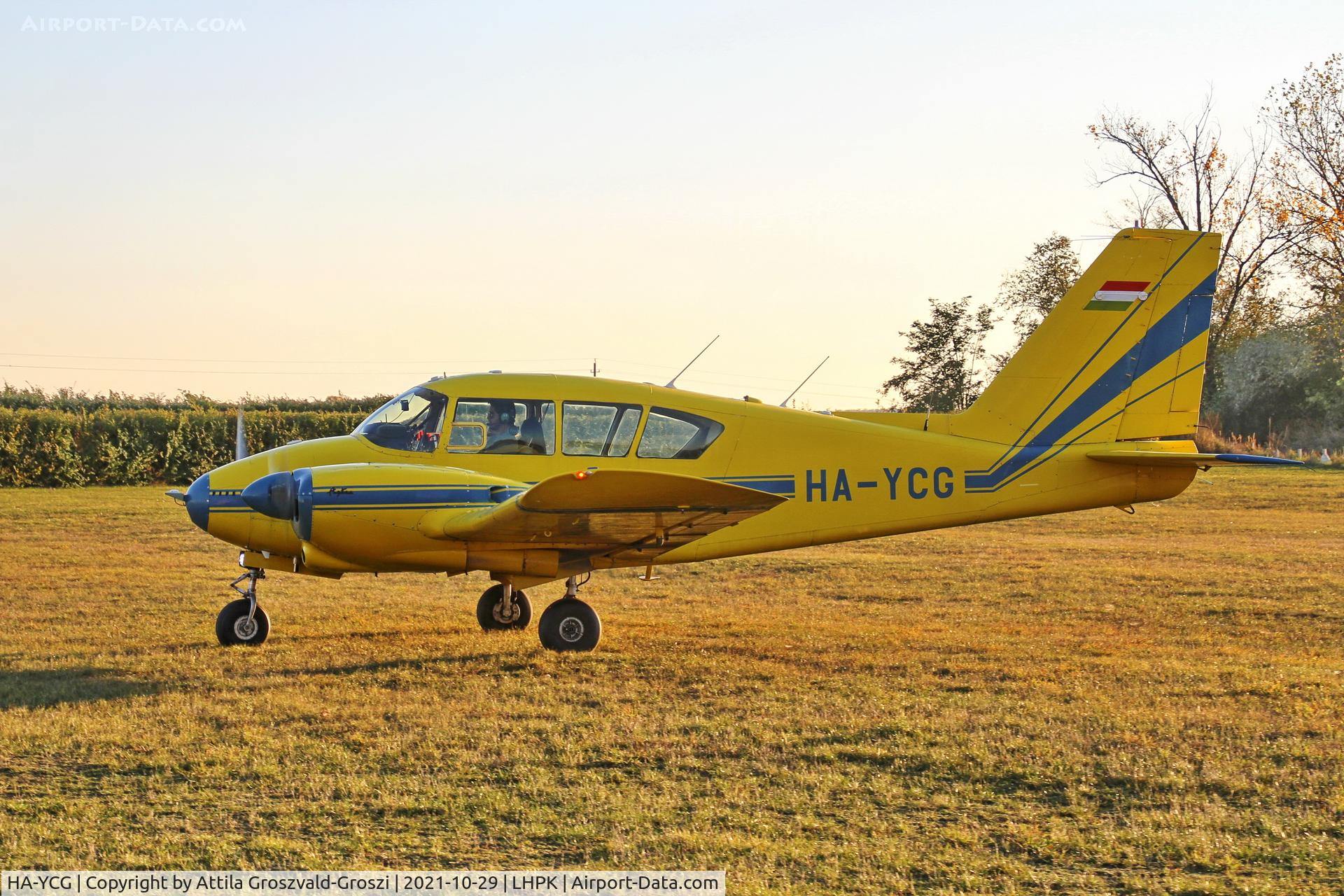 HA-YCG, 1960 Piper PA-23-250 Aztec C/N 27-334, LHPK - Papkutapuszta Airport, Hungary