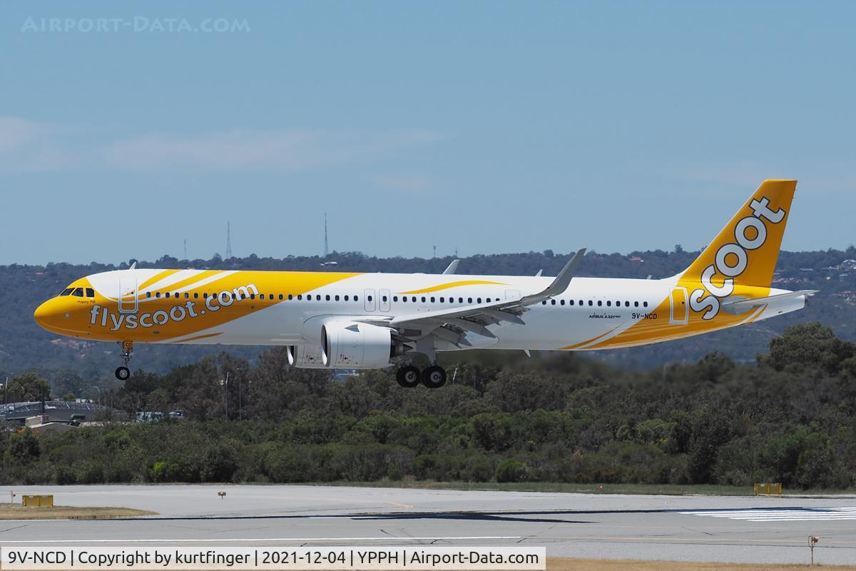 9V-NCD, 2021 Airbus A321-271NX C/N 10280, Airbus A321-271NX msn 10280. Scoot 9V-NCD name Happy Pill runway 03 YPPH 04 December 2021