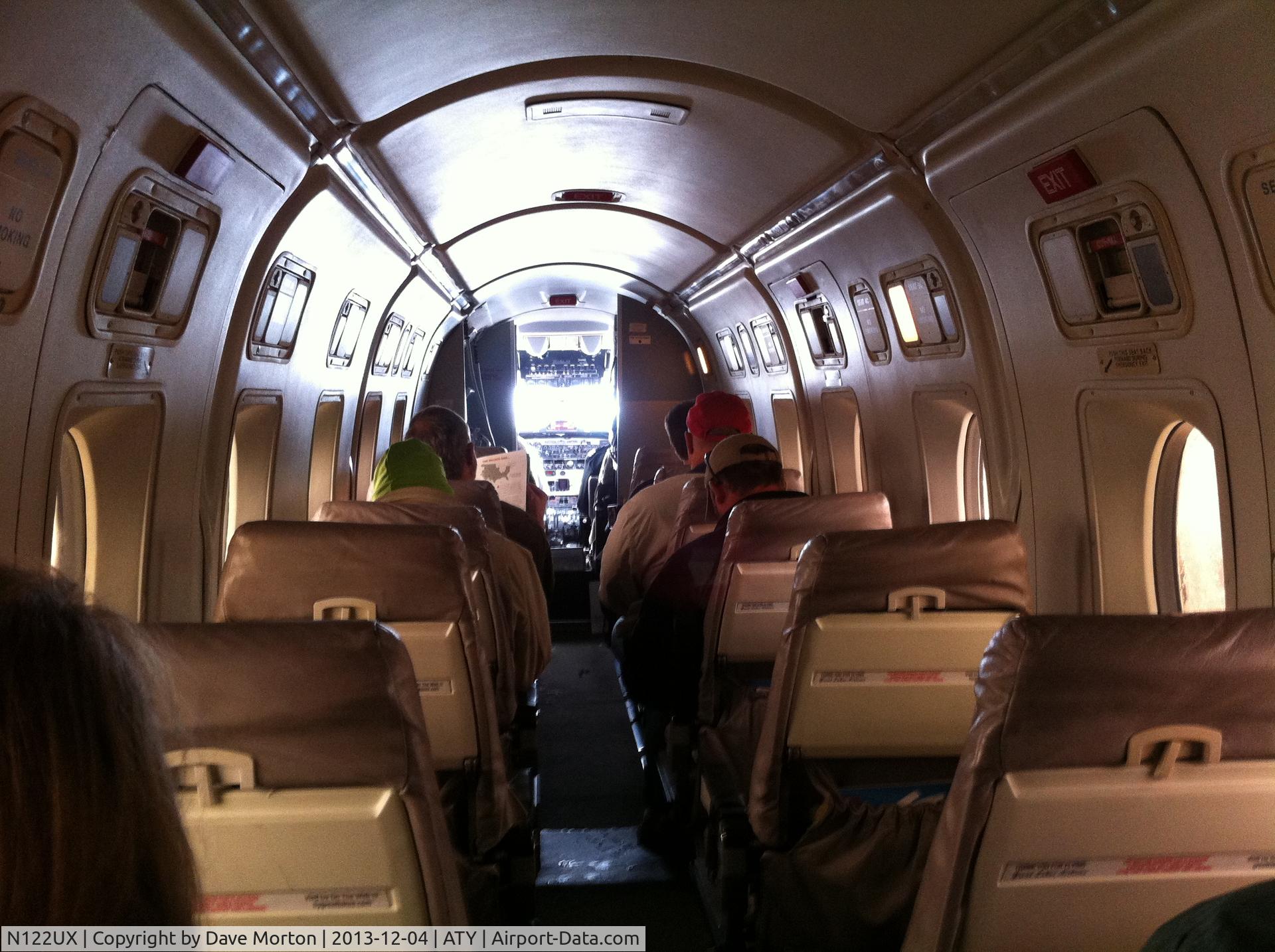N122UX, 1994 Beech 1900D C/N UE-122, Watertown SD Regional Airport (ATY), 04 Dec. 2013