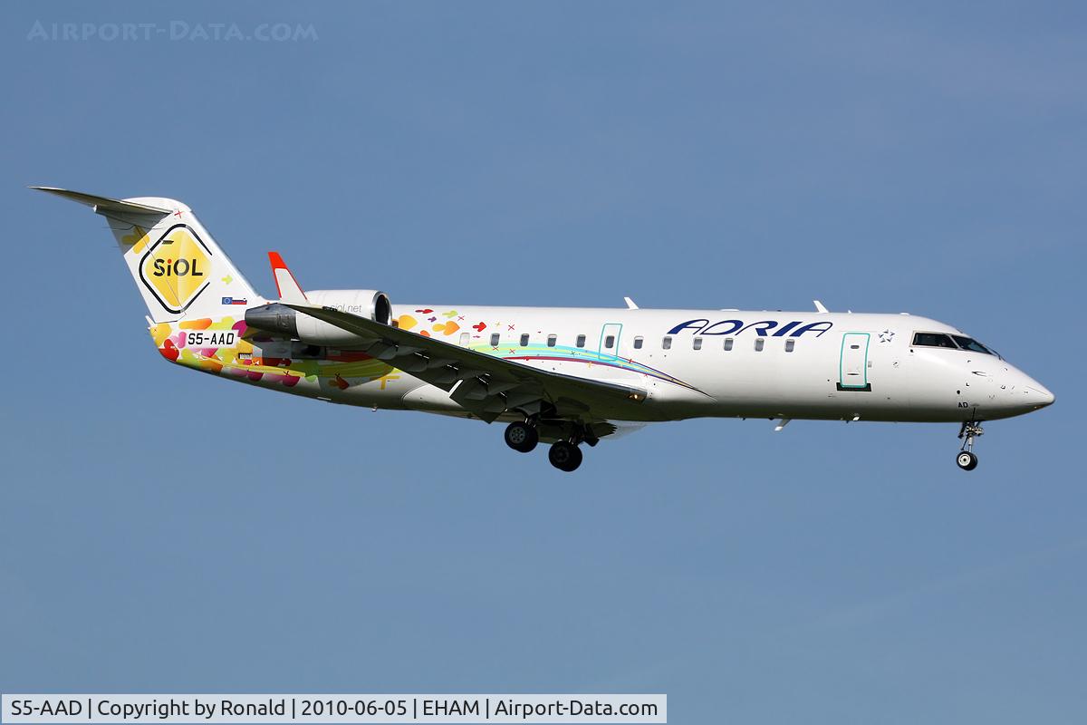 S5-AAD, 1997 Canadair CRJ-200LR (CL-600-2B19) C/N 7166, at spl
