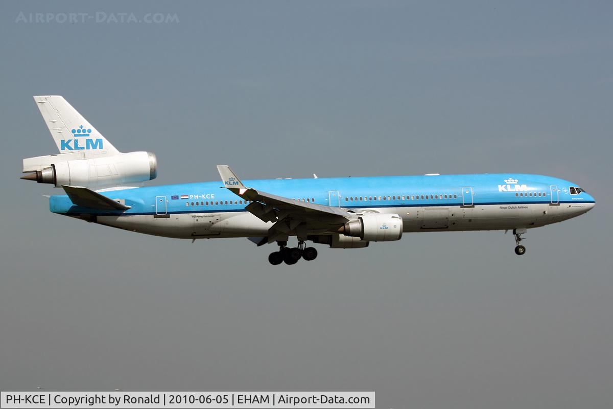 PH-KCE, 1994 McDonnell Douglas MD-11 C/N 48559, at spl