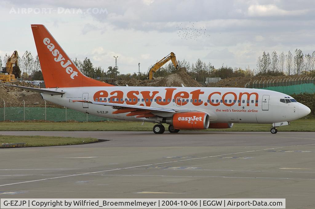 G-EZJP, 2002 Boeing 737-73V C/N 32412, Taxiing out to Runway 26 on Taxiway D.
