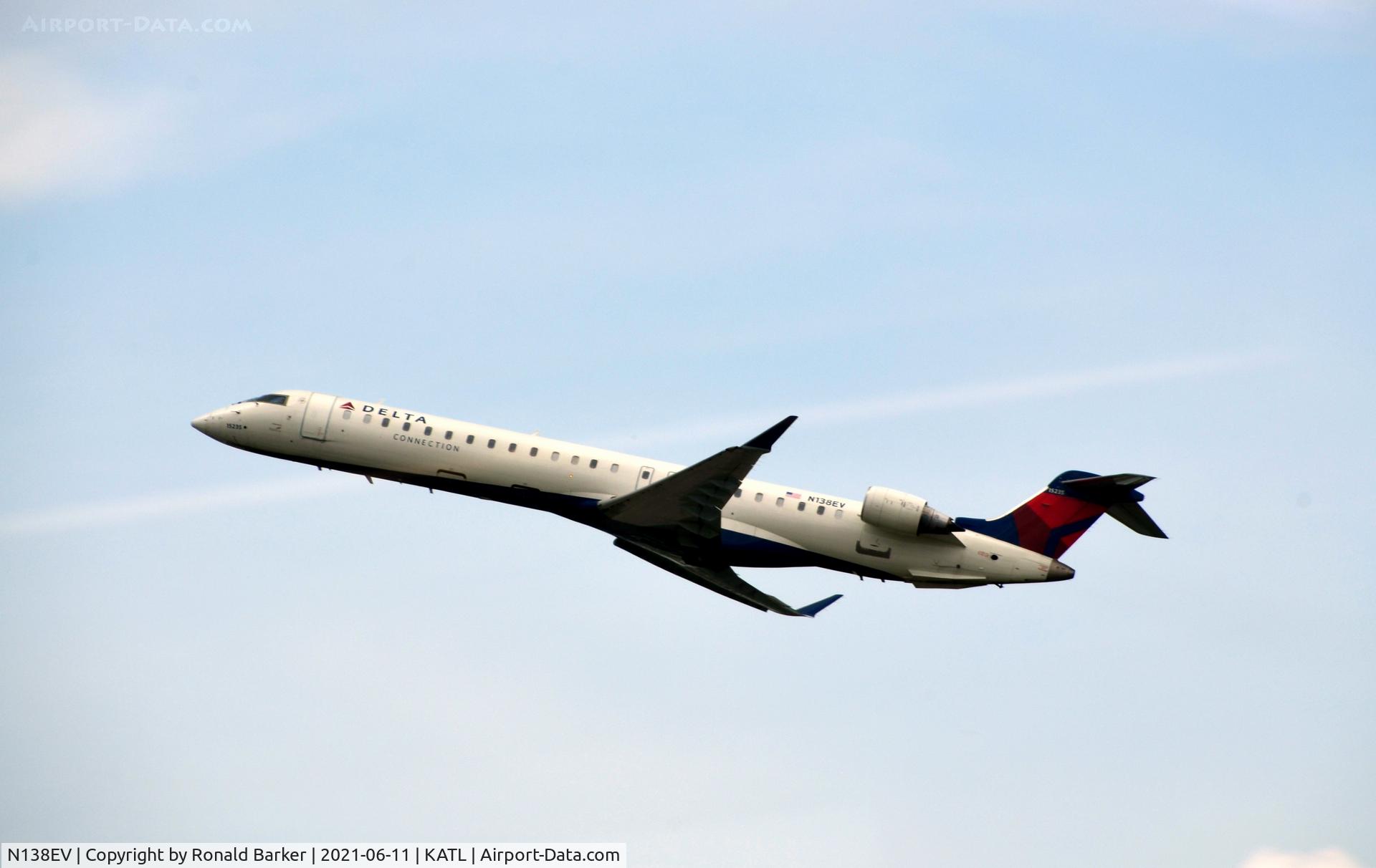 N138EV, 2010 Bombardier CRJ-900ER (CL-600-2D24) C/N 15235, Takeoff Atlanta