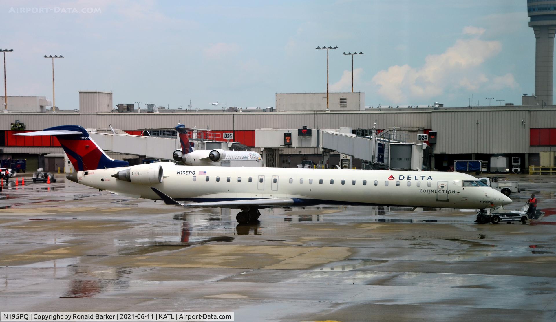 N195PQ, 2008 Bombardier CRJ-900ER (CL-600-2D24) C/N 15195, Push back Atlanta