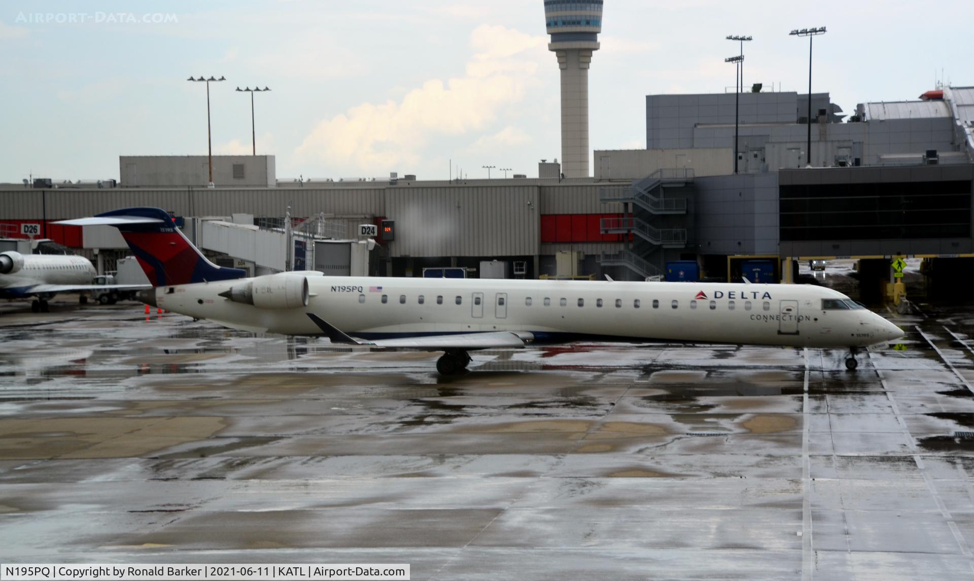 N195PQ, 2008 Bombardier CRJ-900ER (CL-600-2D24) C/N 15195, Taxi for takeoff Atlanta