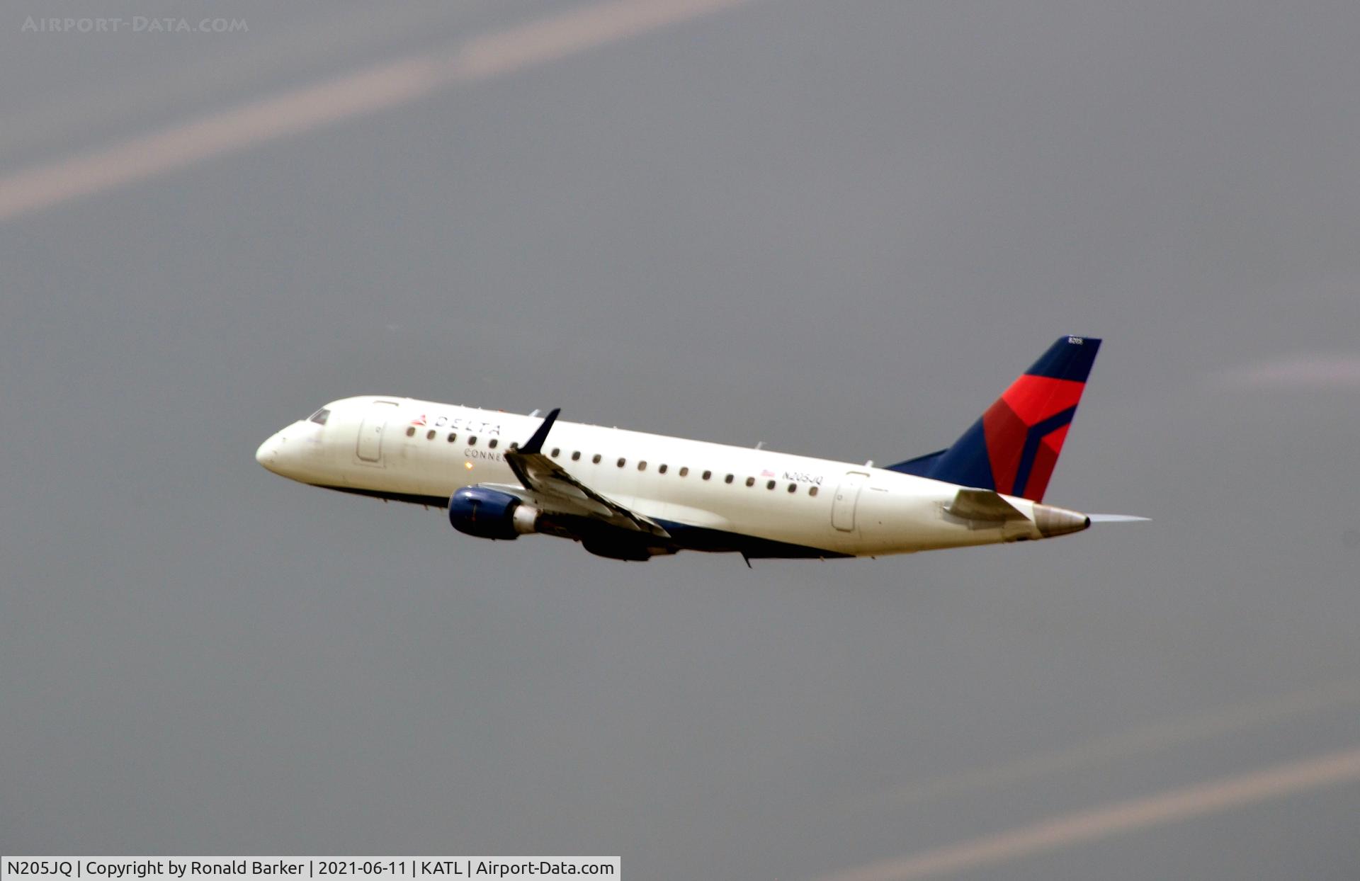 N205JQ, 2008 Embraer 175LR (ERJ-170-200LR) C/N 17000248, Takeoff Atlanta