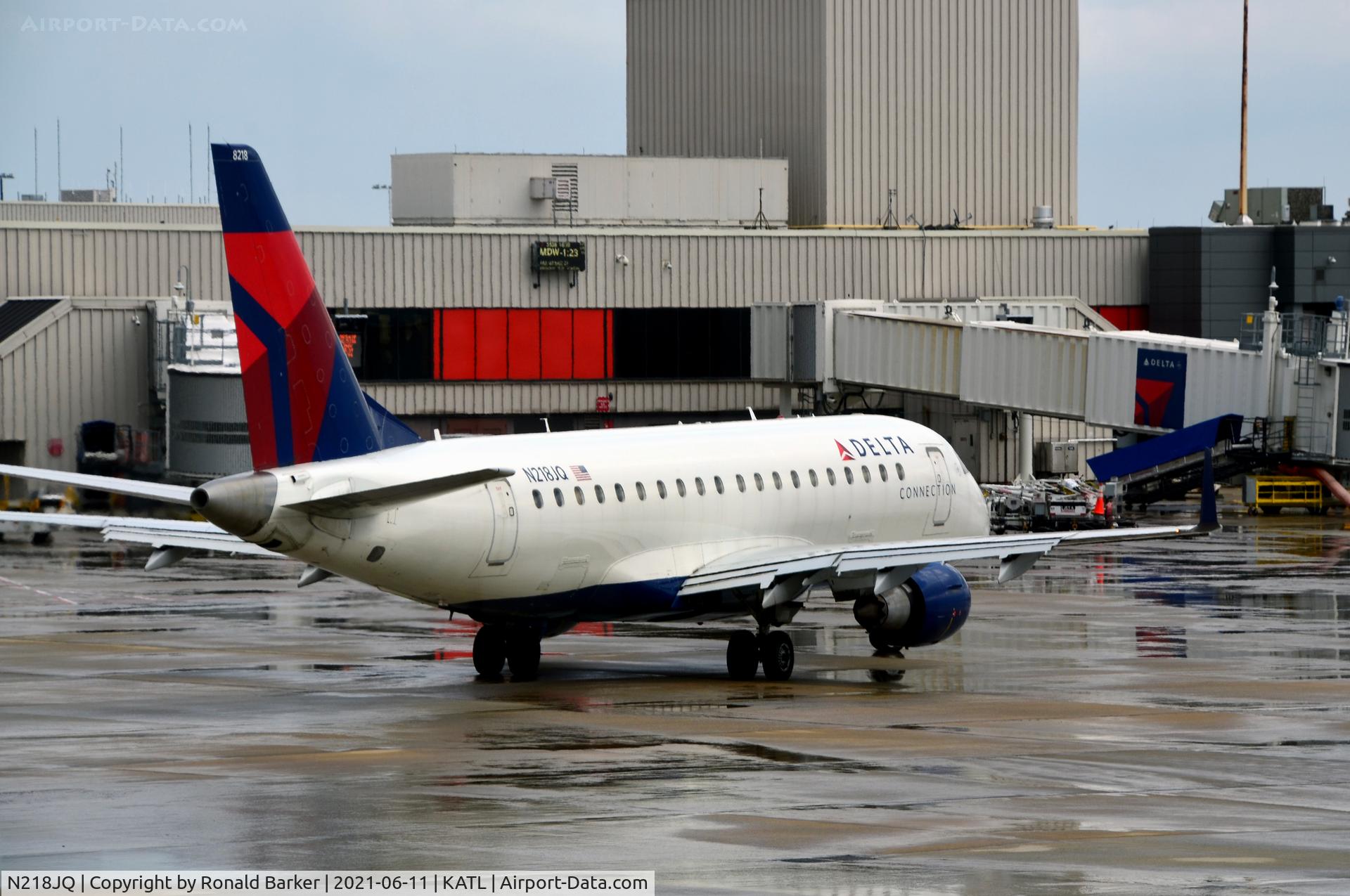 N218JQ, 2007 Embraer 175LR (ERJ-170-200LR) C/N 17000186, Taxi Atlanta