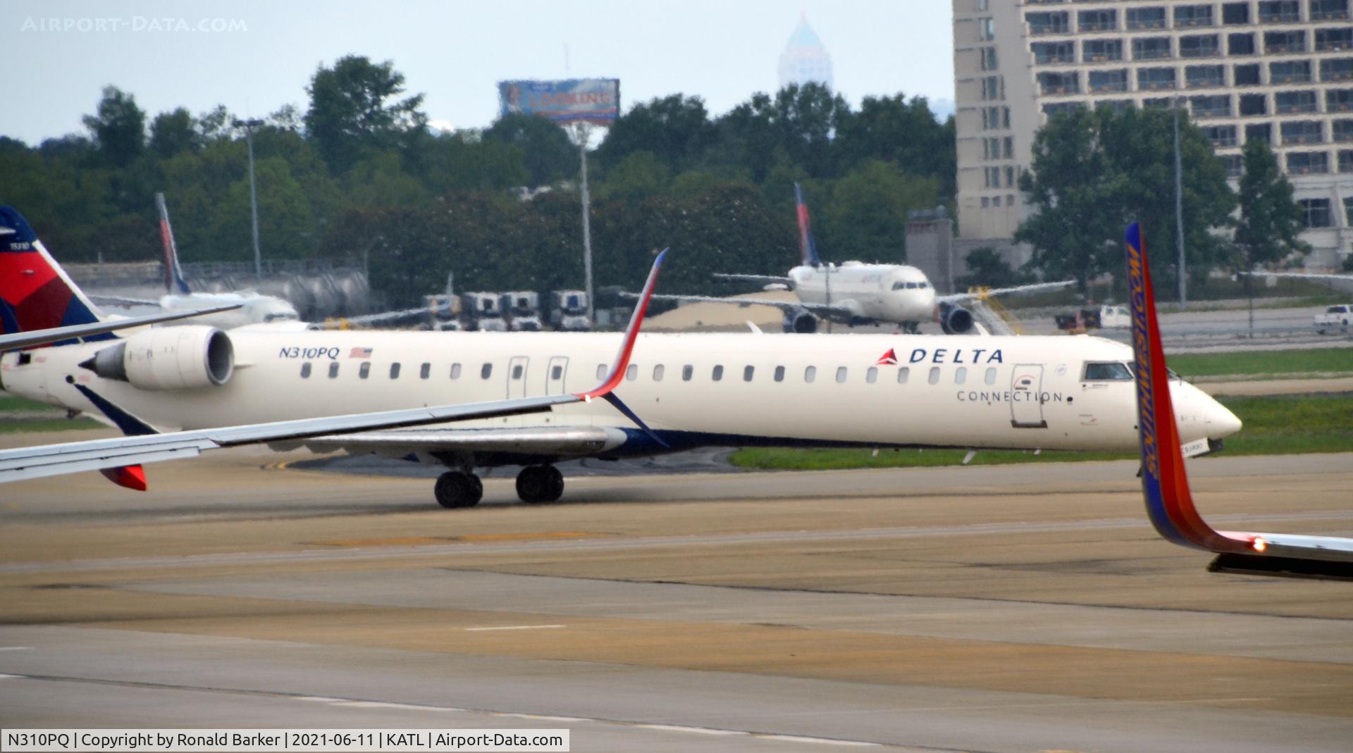 N310PQ, 2014 Bombardier CRJ-900 NG (CL-600-2D24) C/N 15310, Taxi Atlanta