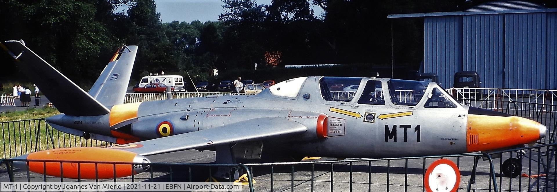 MT-1, Fouga CM-170 Magister C/N 258, Slide scan