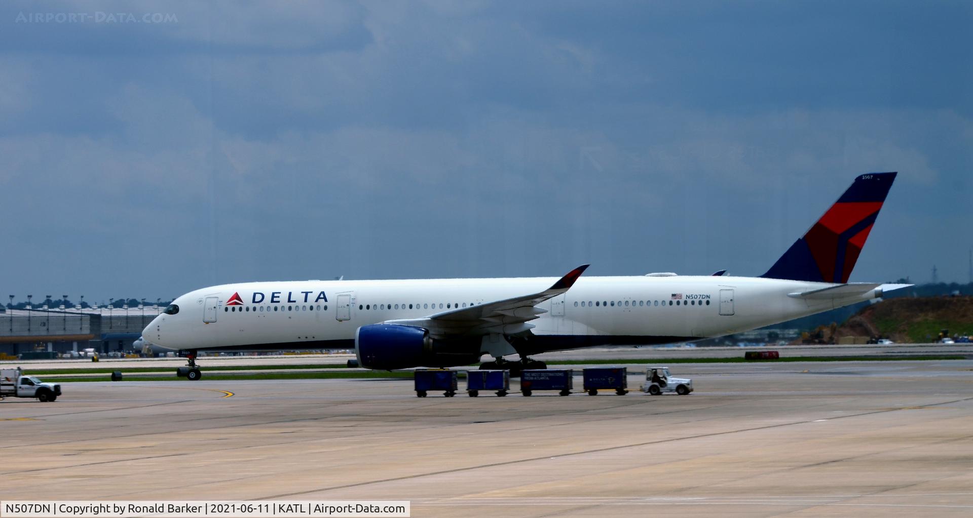 N507DN, 2018 Airbus A350-941 C/N 0182, Taxi Atlanta