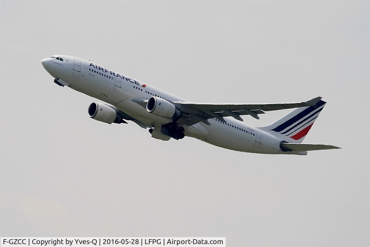 F-GZCC, 2002 Airbus A330-203 C/N 448, Airbus A330-203, Take off rwy 08L, Roissy Charles De Gaulle airport (LFPG-CDG)
