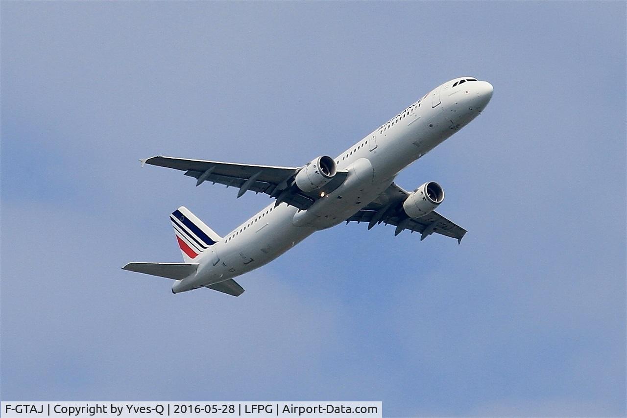 F-GTAJ, 2001 Airbus A321-211 C/N 1476, Airbus A321-211, Climbing from rwy 06R, Roissy Charles De Gaulle Airport (LFPG-CDG)