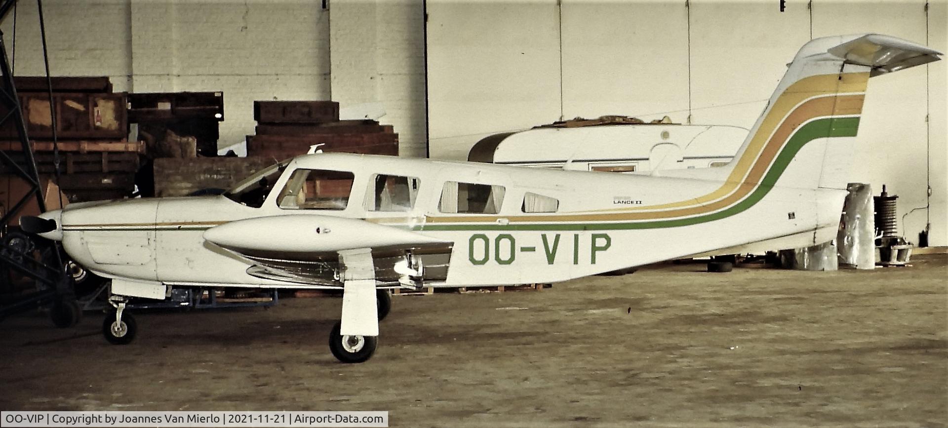 OO-VIP, 1979 Piper PA-32RT-300 Lance II C/N 32R-7985066, Slide scan