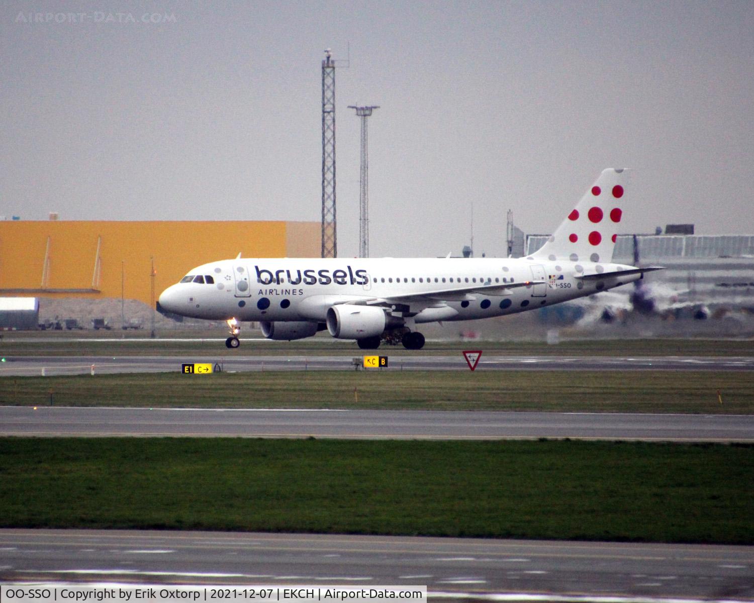 OO-SSO, 2004 Airbus A319-111 C/N 2287, OO-SSO landed rw 22L