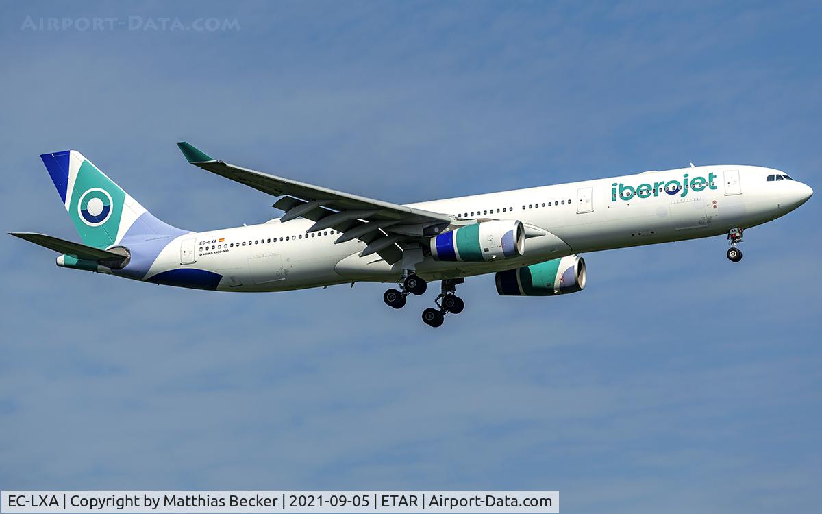 EC-LXA, 2005 Airbus A330-343X C/N 670, EC-LXA