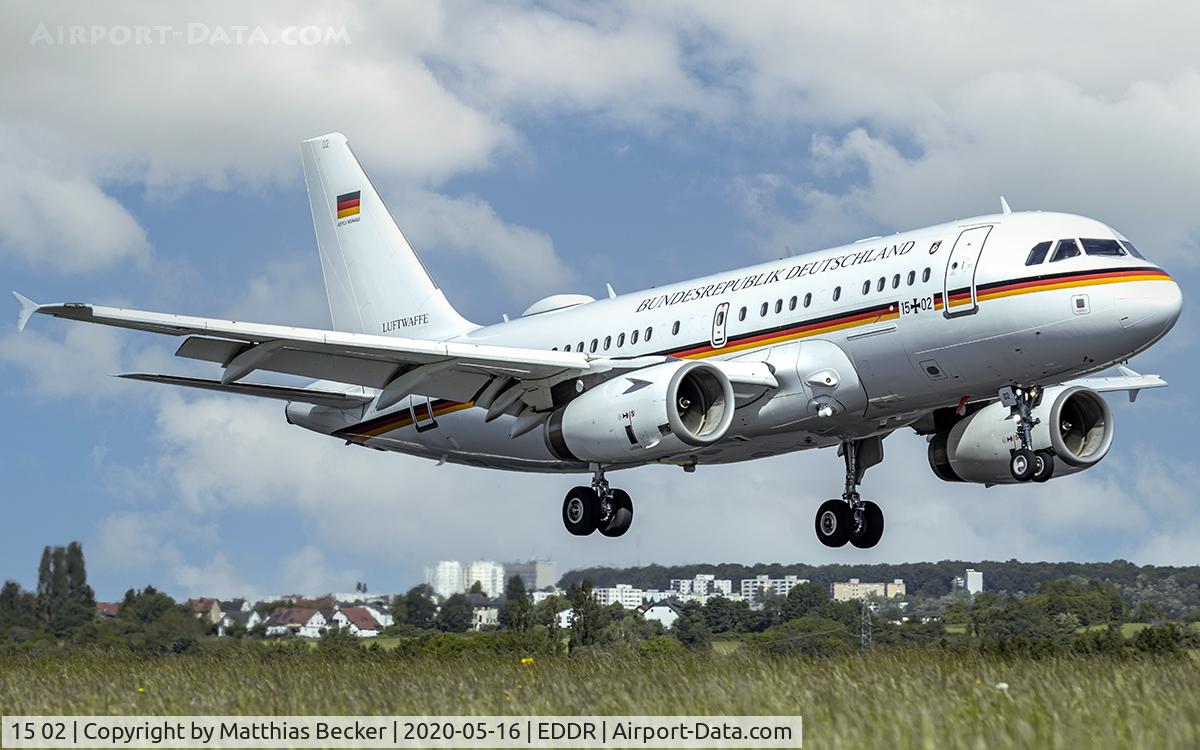 15 02, 2009 Airbus A319-115X C/N 4060, 15+02