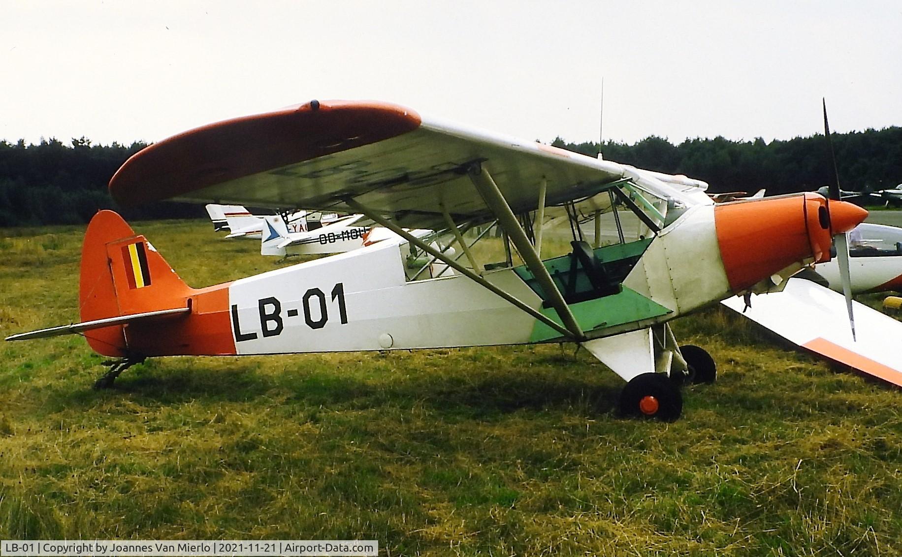 LB-01, 1954 Piper L-21B Super Cub (PA-18-135) C/N 18-3593, Slide scan
