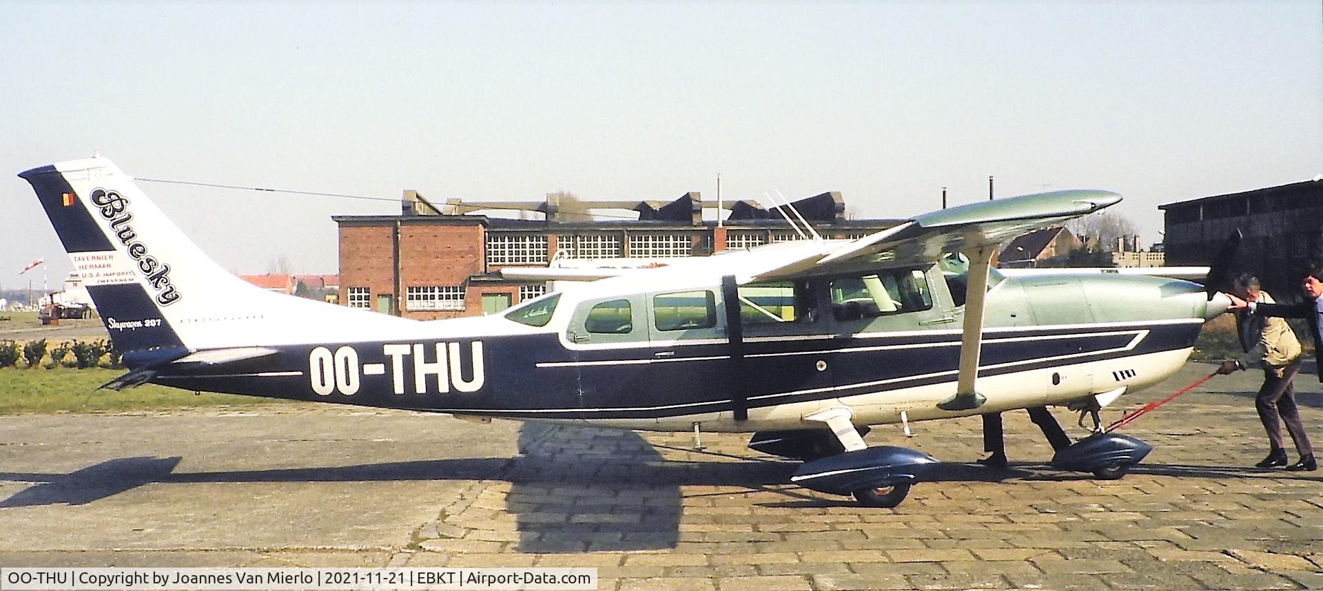 OO-THU, Cessna 207 Skywagon C/N 20700203, Slide scan