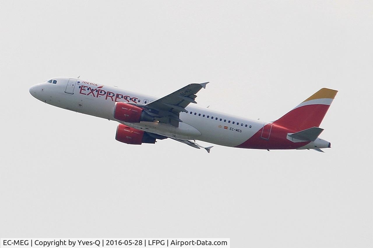 EC-MEG, 2001 Airbus A320-214 C/N 1439, Airbus A320-214, Climbing from rwy 08L, Roissy Charles De Gaulle Airport (LFPG-CDG)