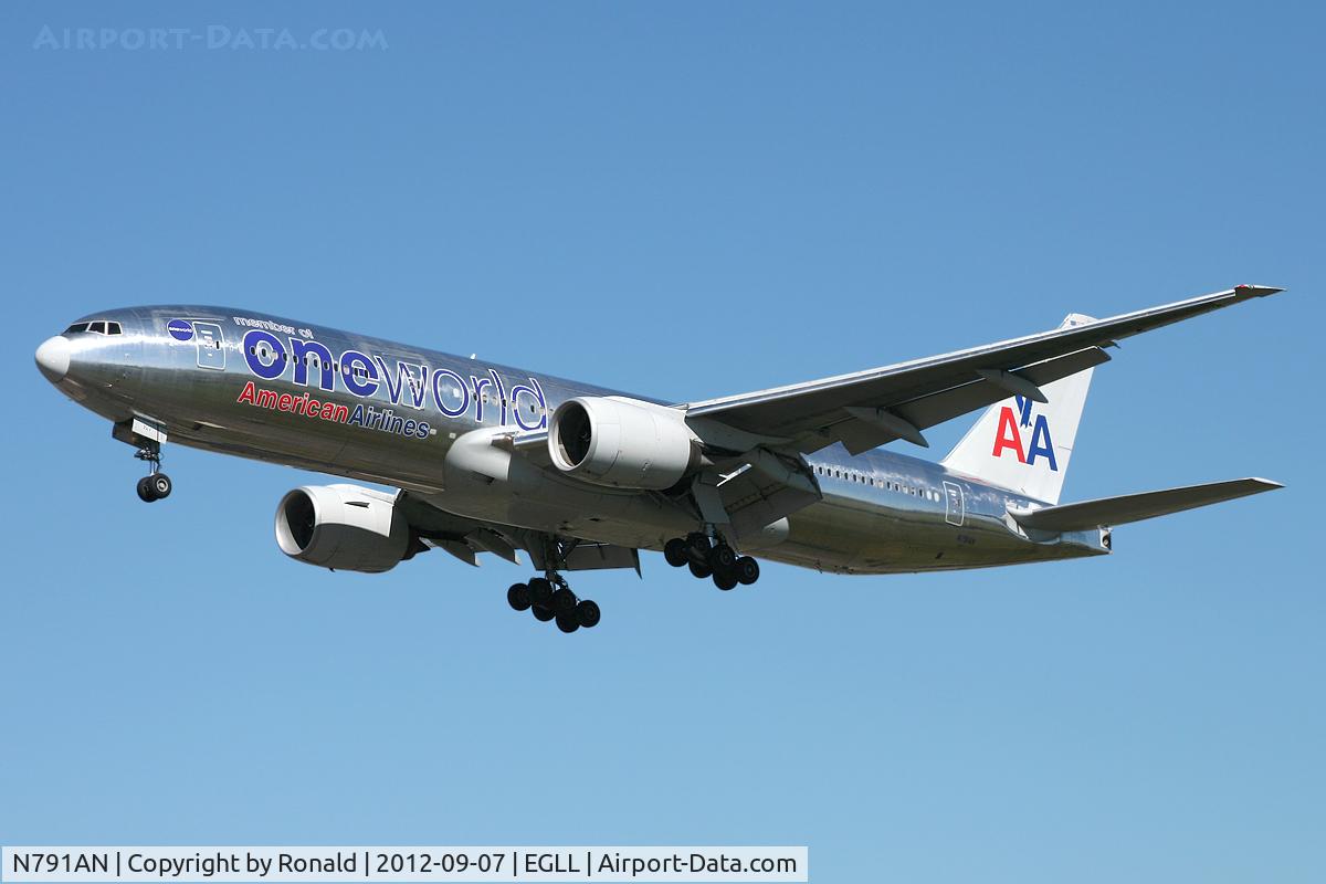 N791AN, 2000 Boeing 777-223/ER C/N 30254, at lhr