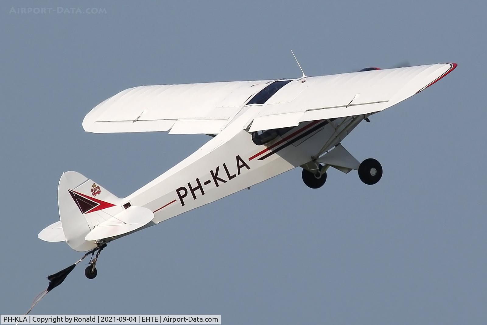PH-KLA, Piper PA-18-150 Super Cub C/N 18-1582, at teuge