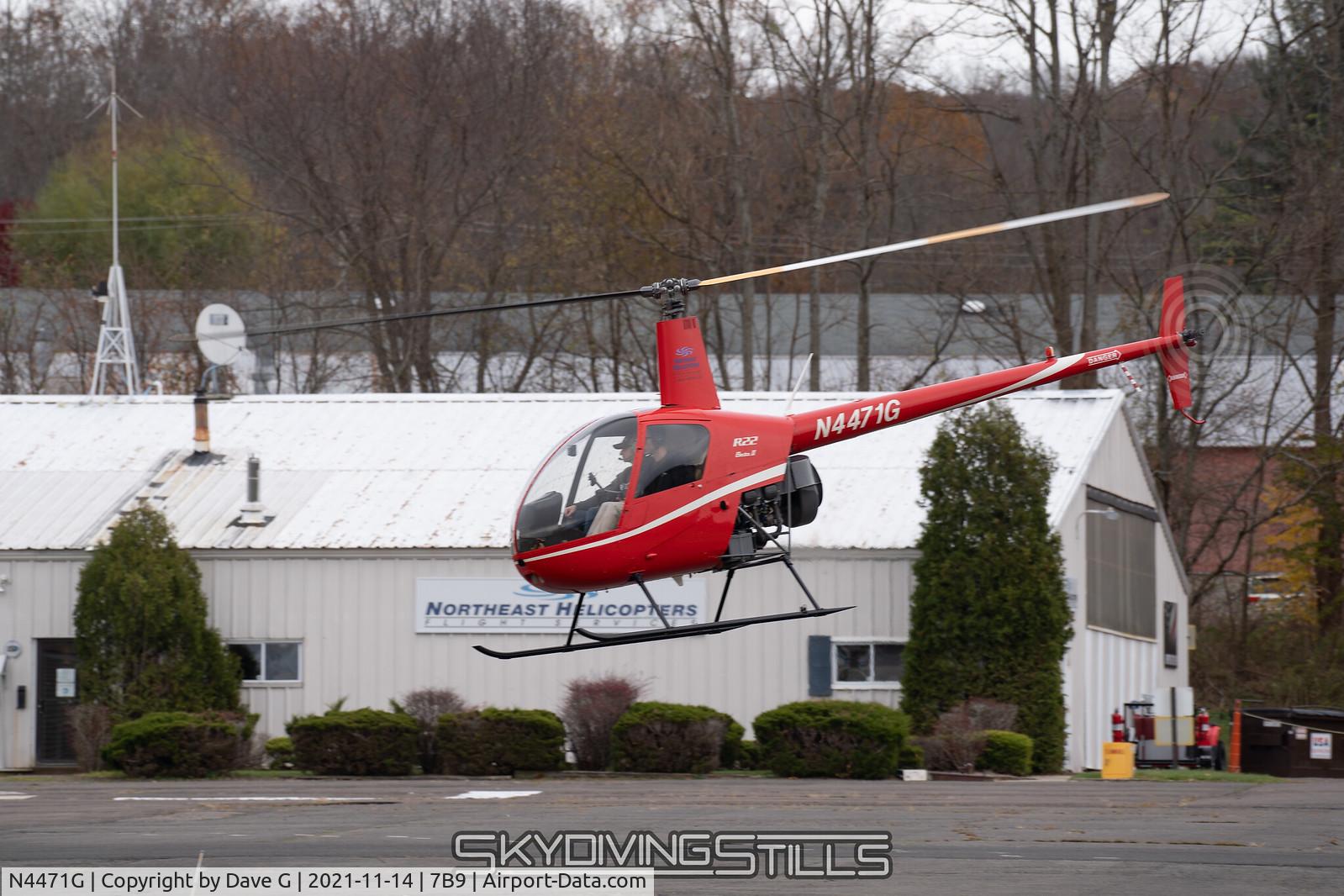 N4471G, 2011 Robinson R22 Beta C/N 4513, Departing from Northeast Helicopters, Ellington, CT.