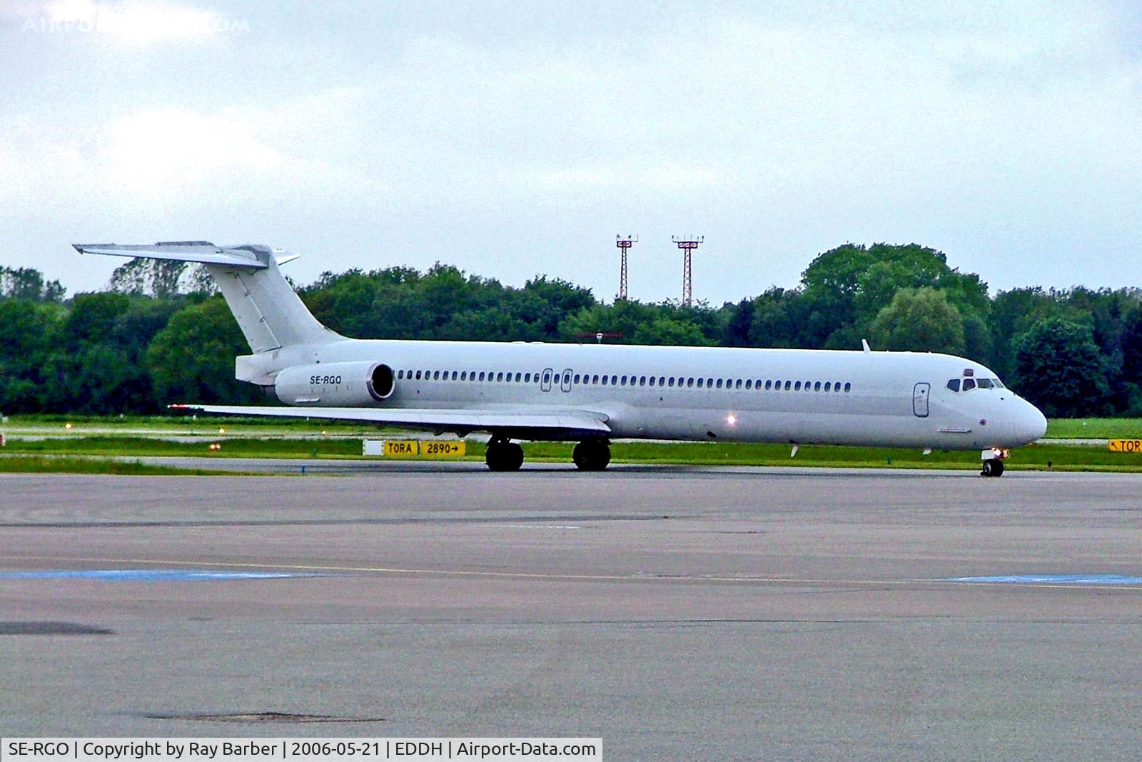 SE-RGO, 1988 McDonnell Douglas MD-83 (DC-9-83) C/N 49708, SE-RGO   McDonnell Douglas DC-9-83 (MD83) [49708] (Nordic Leisure) Hamburg-Fuhlsbuettel~D 21/05/2006