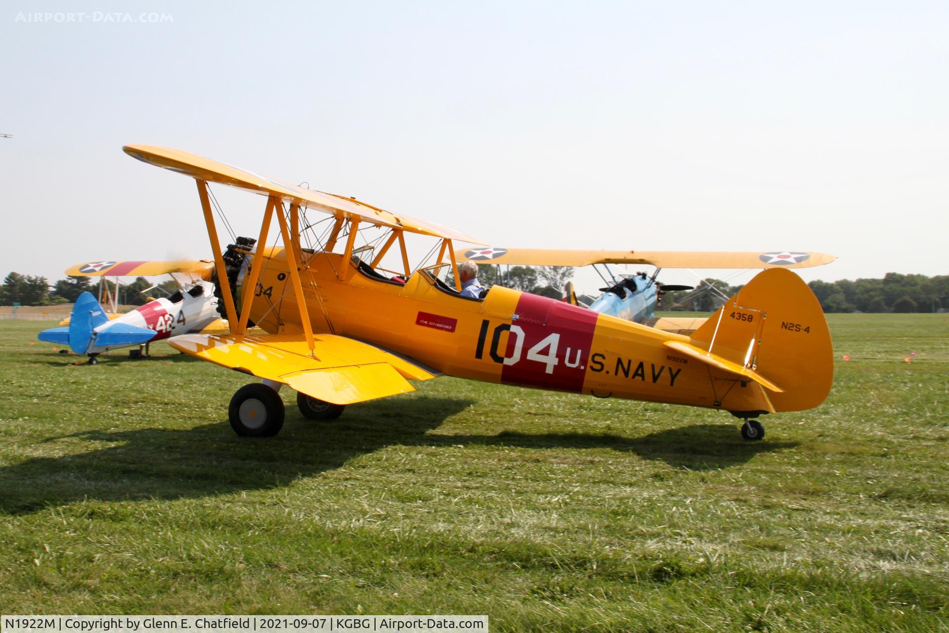 N1922M, Boeing A75N1(PT17) C/N 75-8675, At the Stearman Fly In