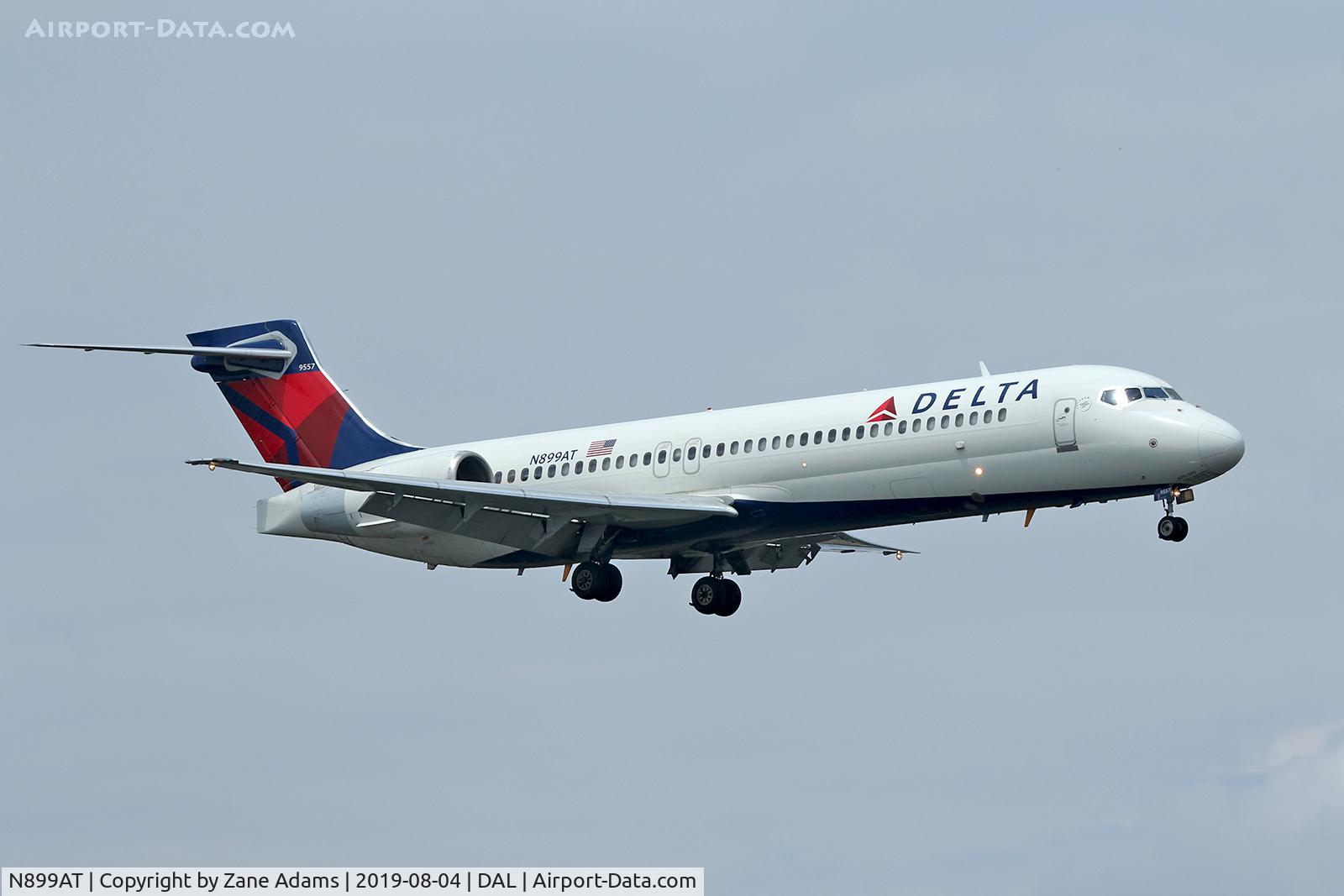 N899AT, 2005 Boeing 717-200 C/N 55049, Arriving at Dallas Love Field