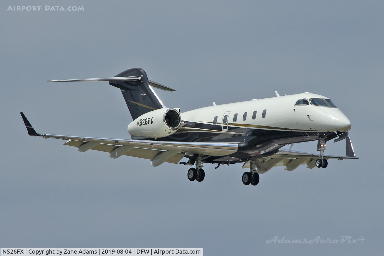 N526FX, 2006 Bombardier Challenger 300 (BD-100-1A10) C/N 20118, Arriving at Dallas Love Field