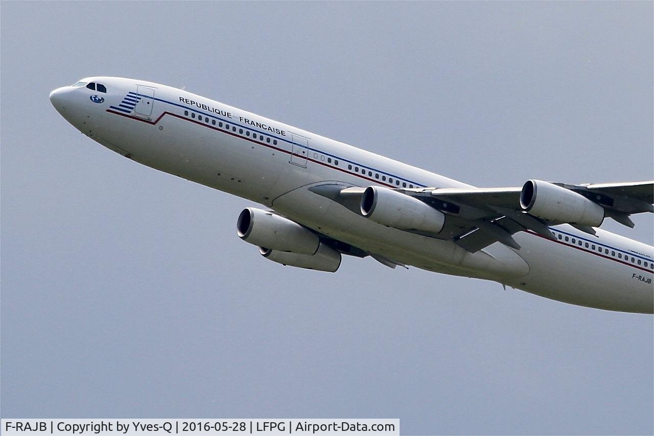 F-RAJB, 1995 Airbus A340-212 C/N 081, French Air Force Airbus A340-212, Take off rwy 08L, Roissy Charles De Gaulle airport (LFPG-CDG)