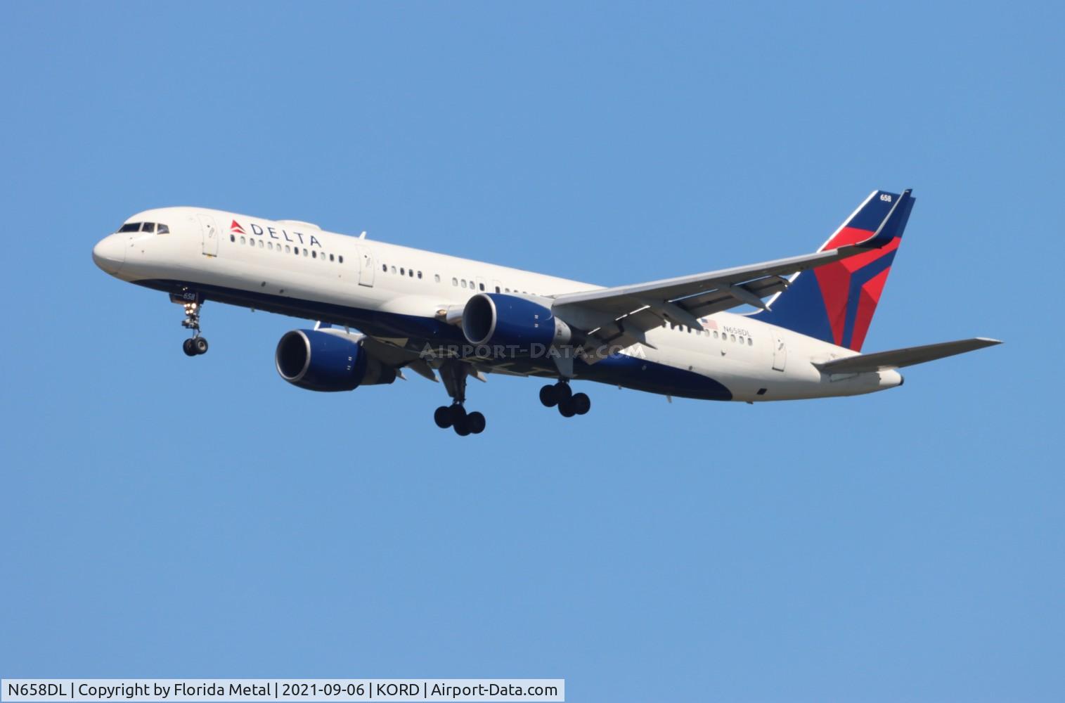 N658DL, 1990 Boeing 757-232 C/N 24420, ORD 2021