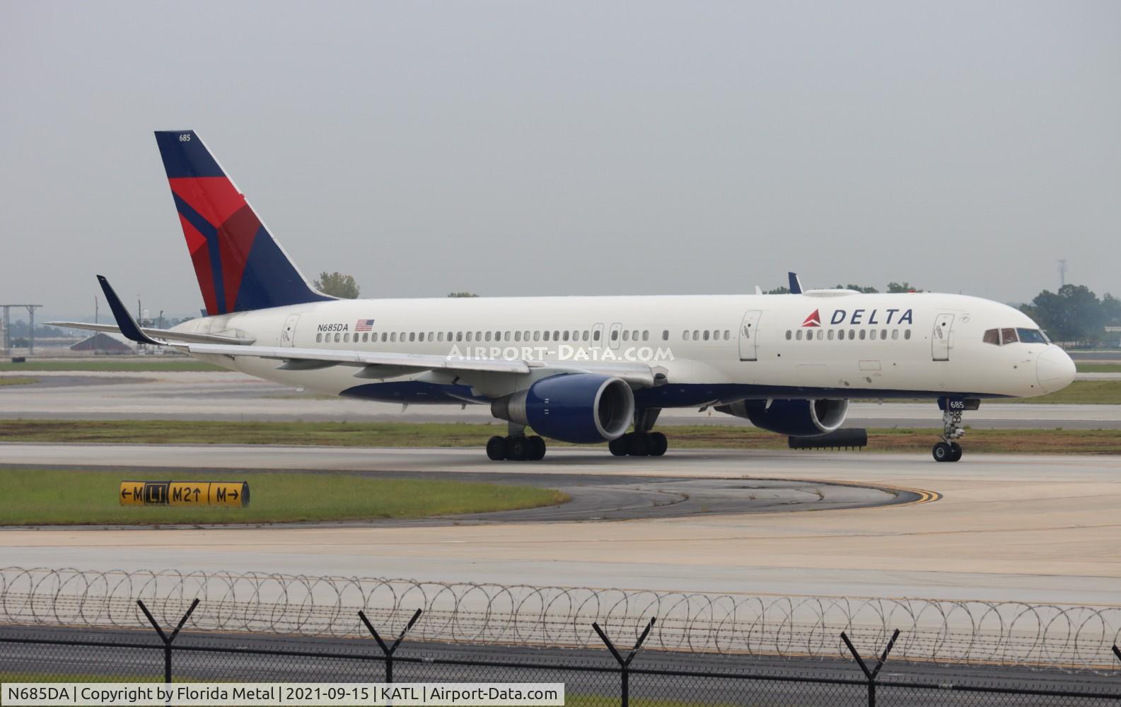 N685DA, 1995 Boeing 757-232 C/N 27588, ATL 2021