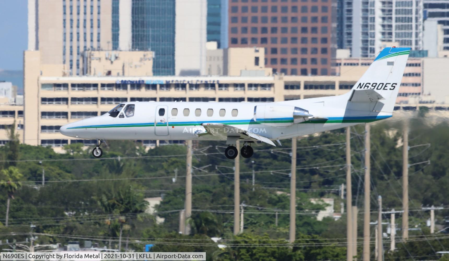 N690ES, 1995 Cessna 560 Citation Ultra C/N 560-0336, FLL 2021
