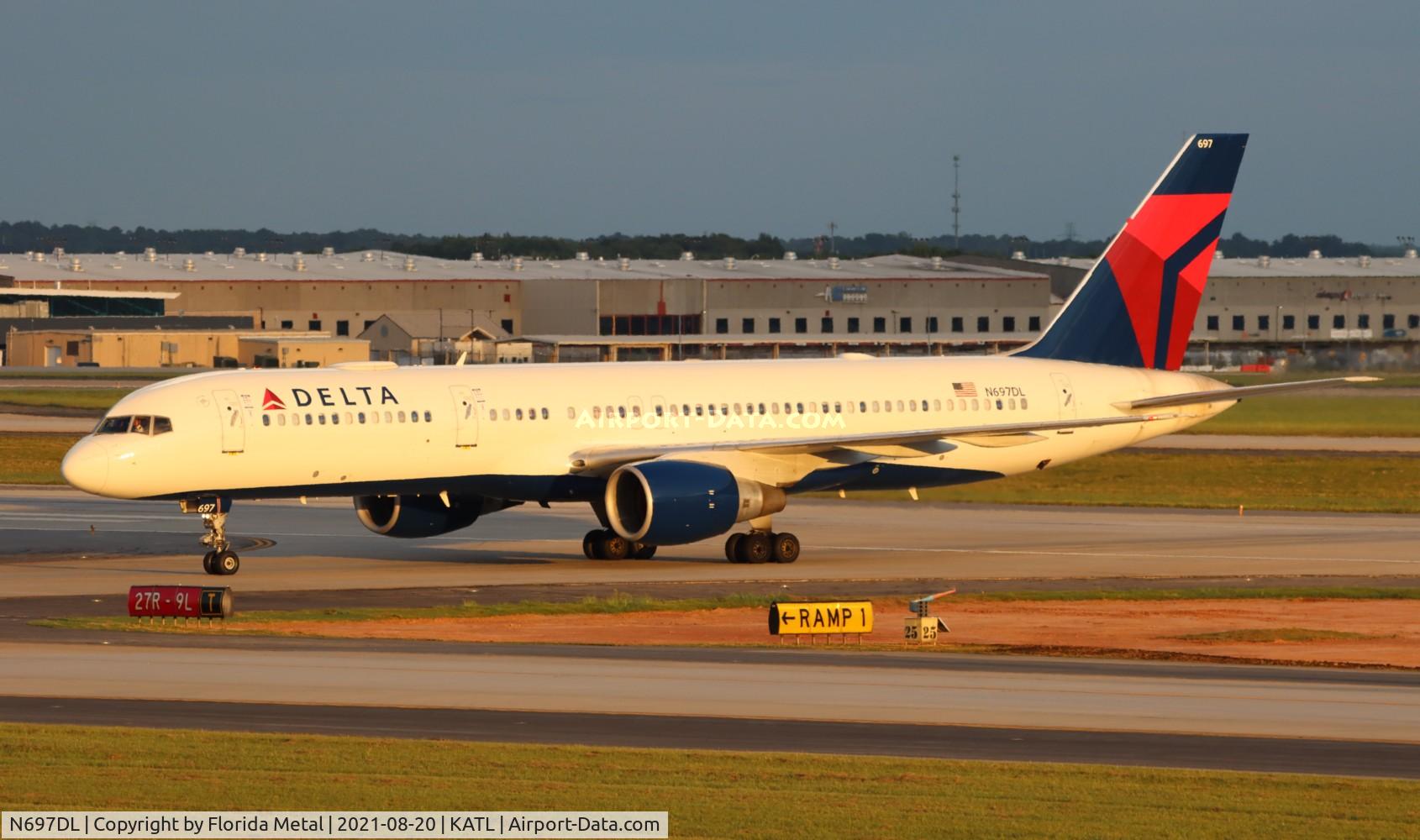 N697DL, 1999 Boeing 757-232 C/N 30318, ATL 2021