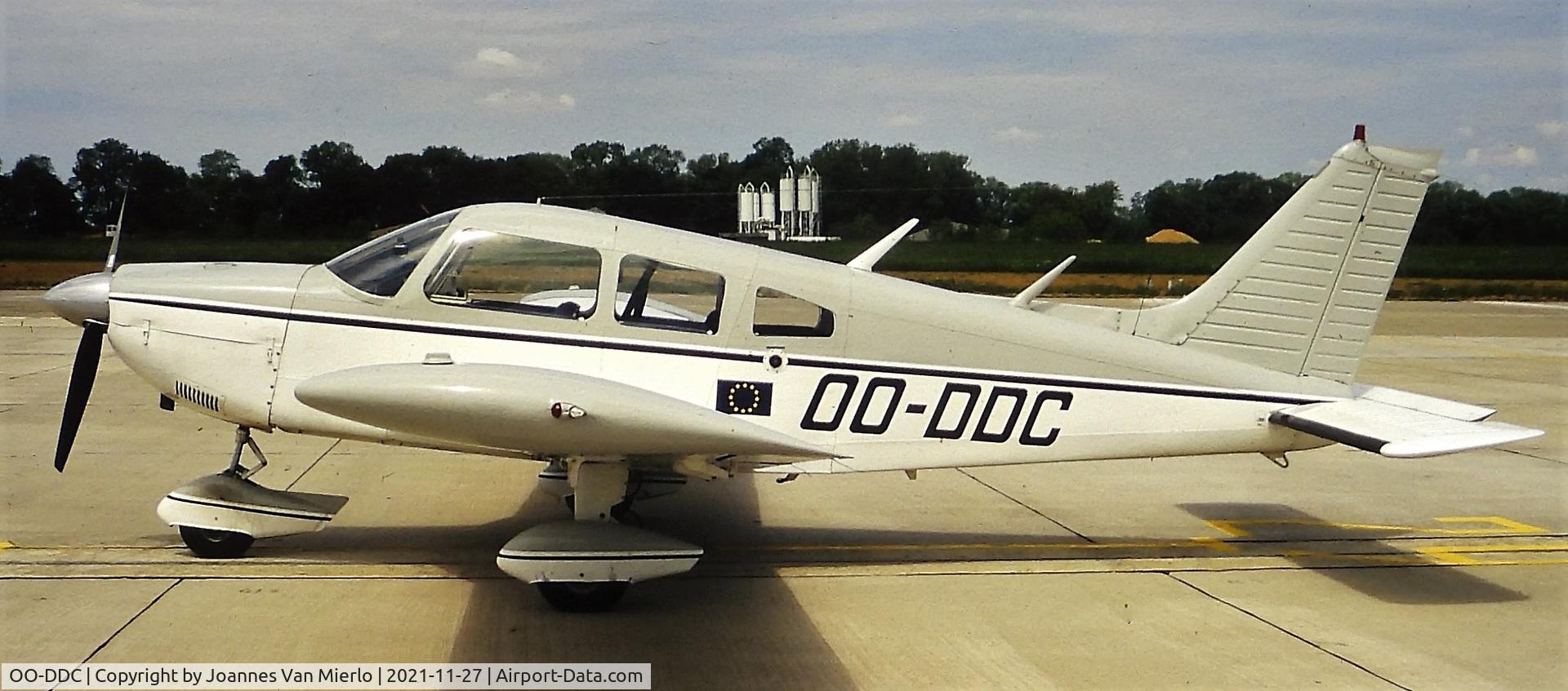 OO-DDC, 1974 Piper PA-28-235 Cherokee Pathfinder C/N 28-7410083, Slide scan