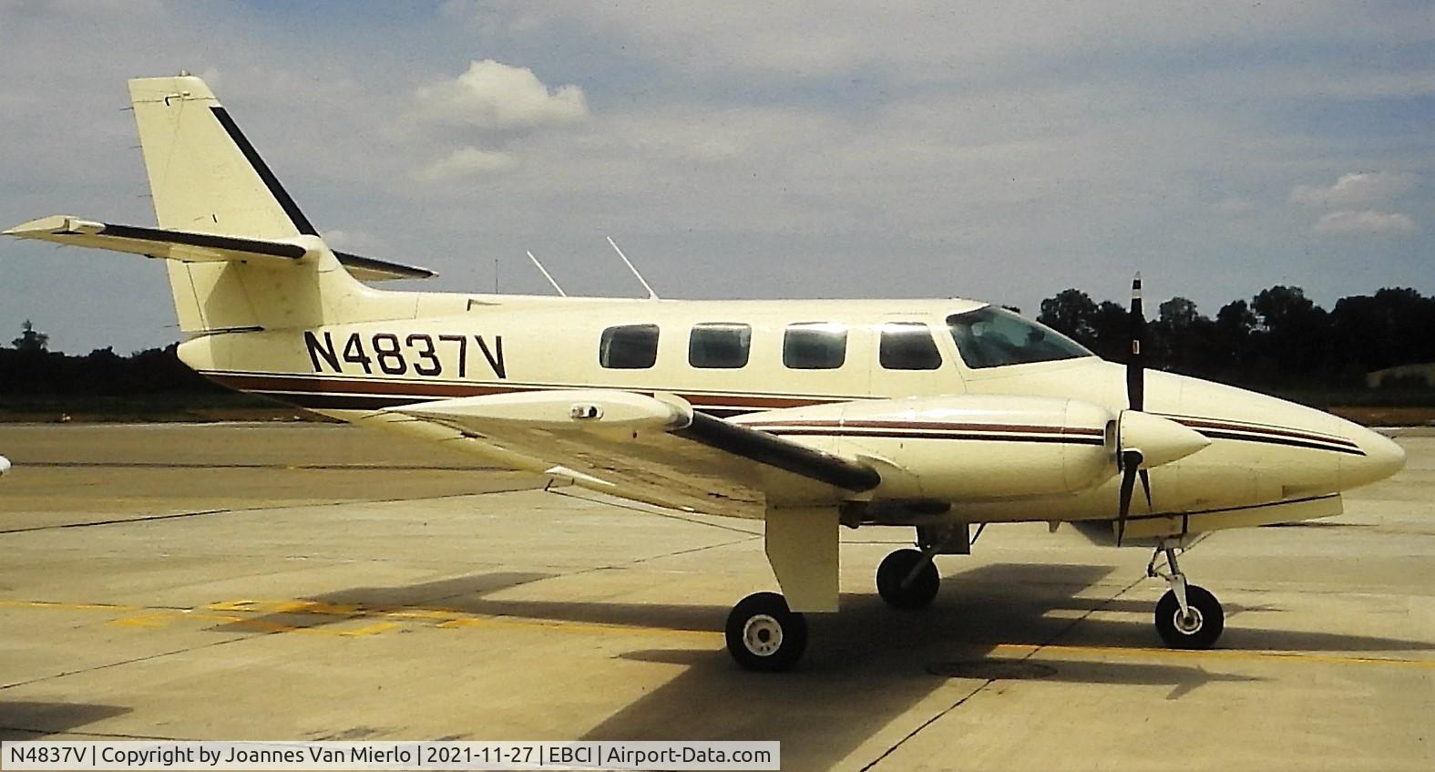 N4837V, Cessna T303 Crusader C/N T30300281, Slide scan