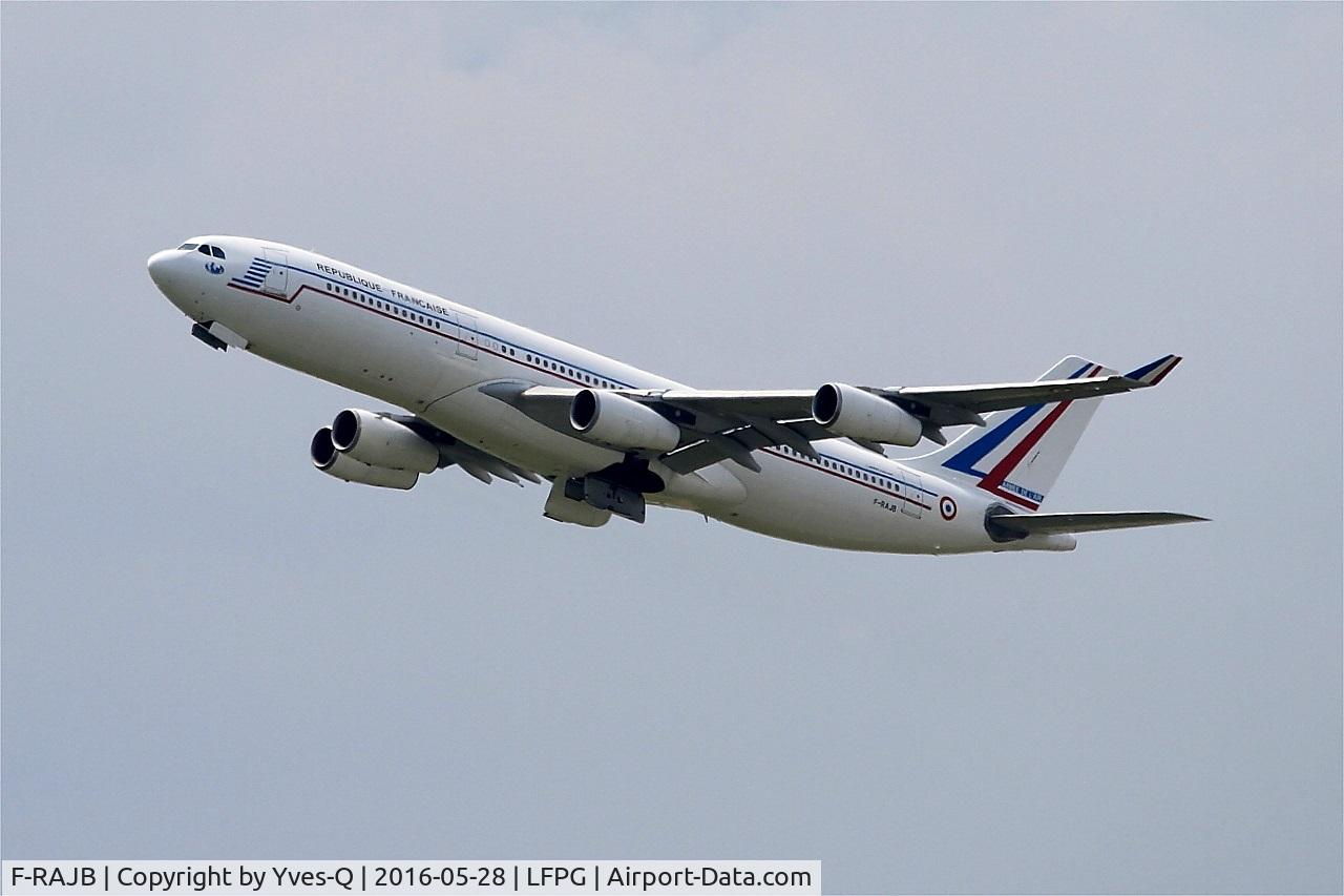 F-RAJB, 1995 Airbus A340-212 C/N 081, French Air Force Airbus A340-212, Take off rwy 08L, Roissy Charles De Gaulle airport (LFPG-CDG)