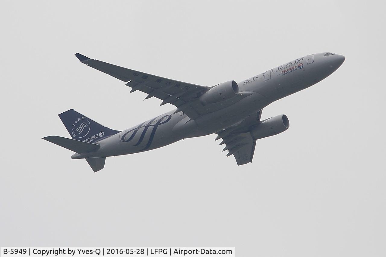 B-5949, 2014 Airbus A330-243 C/N 1537, Airbus A330-243, Climbing from rwy 06R, Roissy Charles De Gaulle airport (LFPG-CDG)