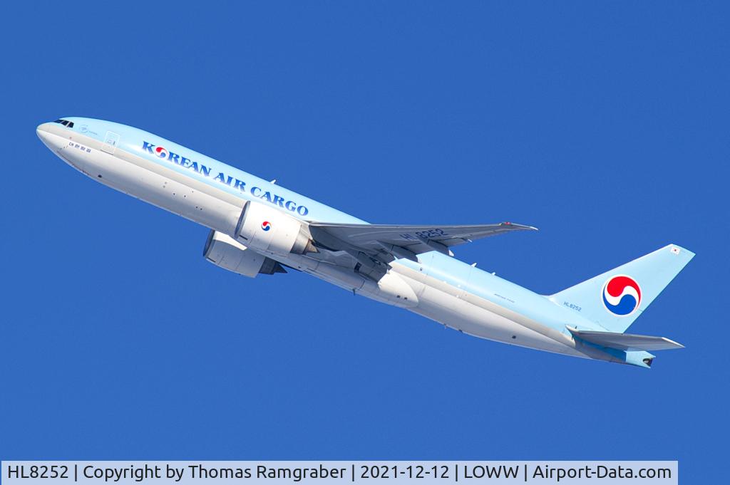 HL8252, 2012 Boeing 777-FB5 C/N 37638, Korean Air Cargo Boeing 777-FB5