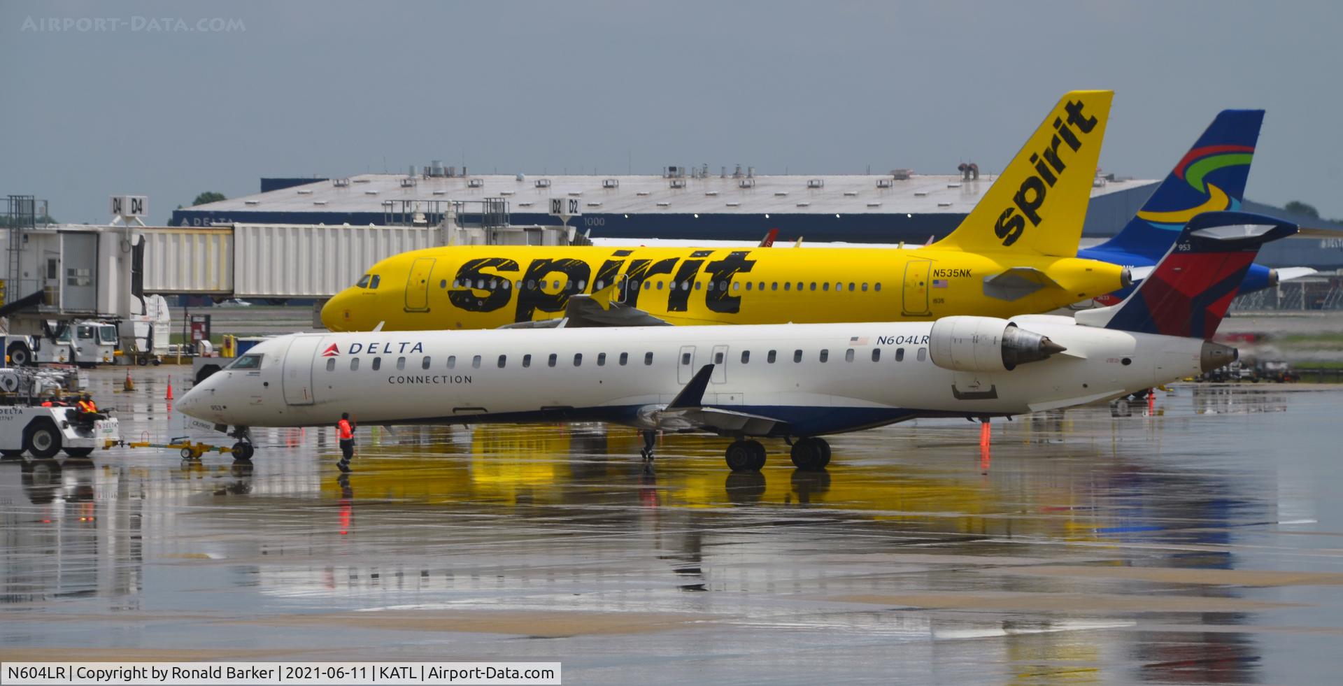 N604LR, 2007 Bombardier CRJ-900ER (CL-600-2D24) C/N 15152, Pushback Atlanta