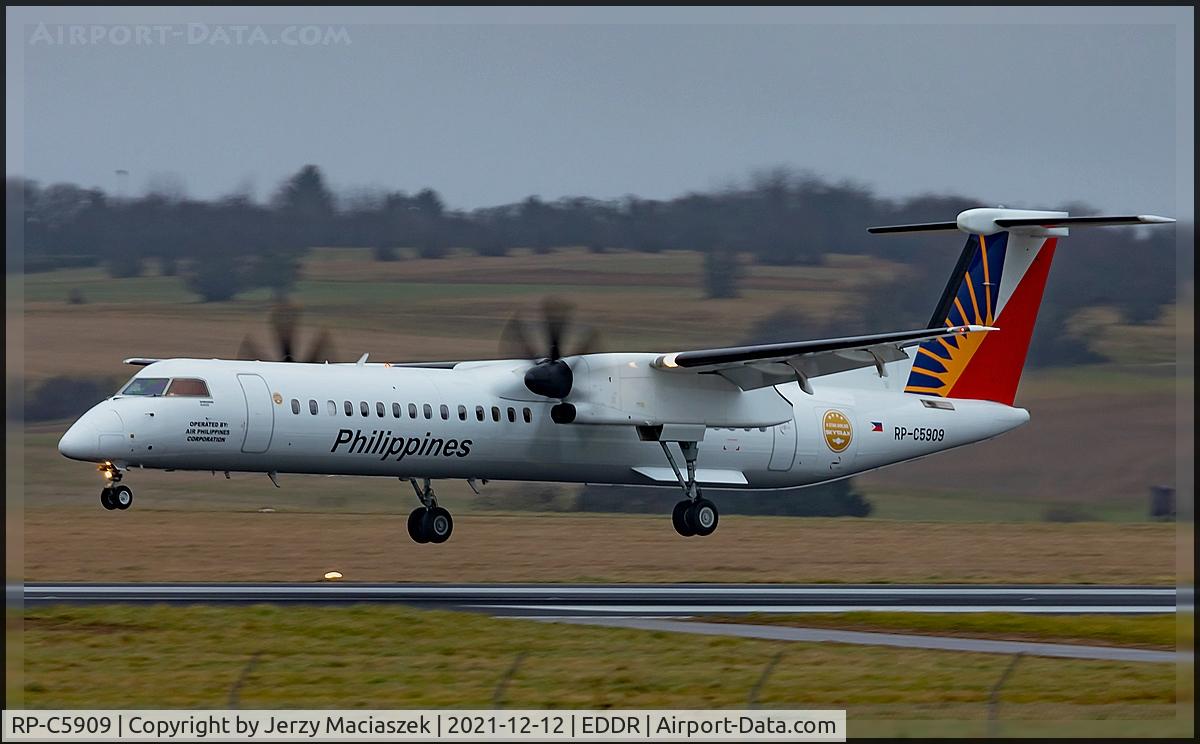 RP-C5909, 2018 Bombardier DHC-8-402 Dash 8 C/N 4582, Bombardier Inc. Bombardier DHC-8-400, c/n: 4582