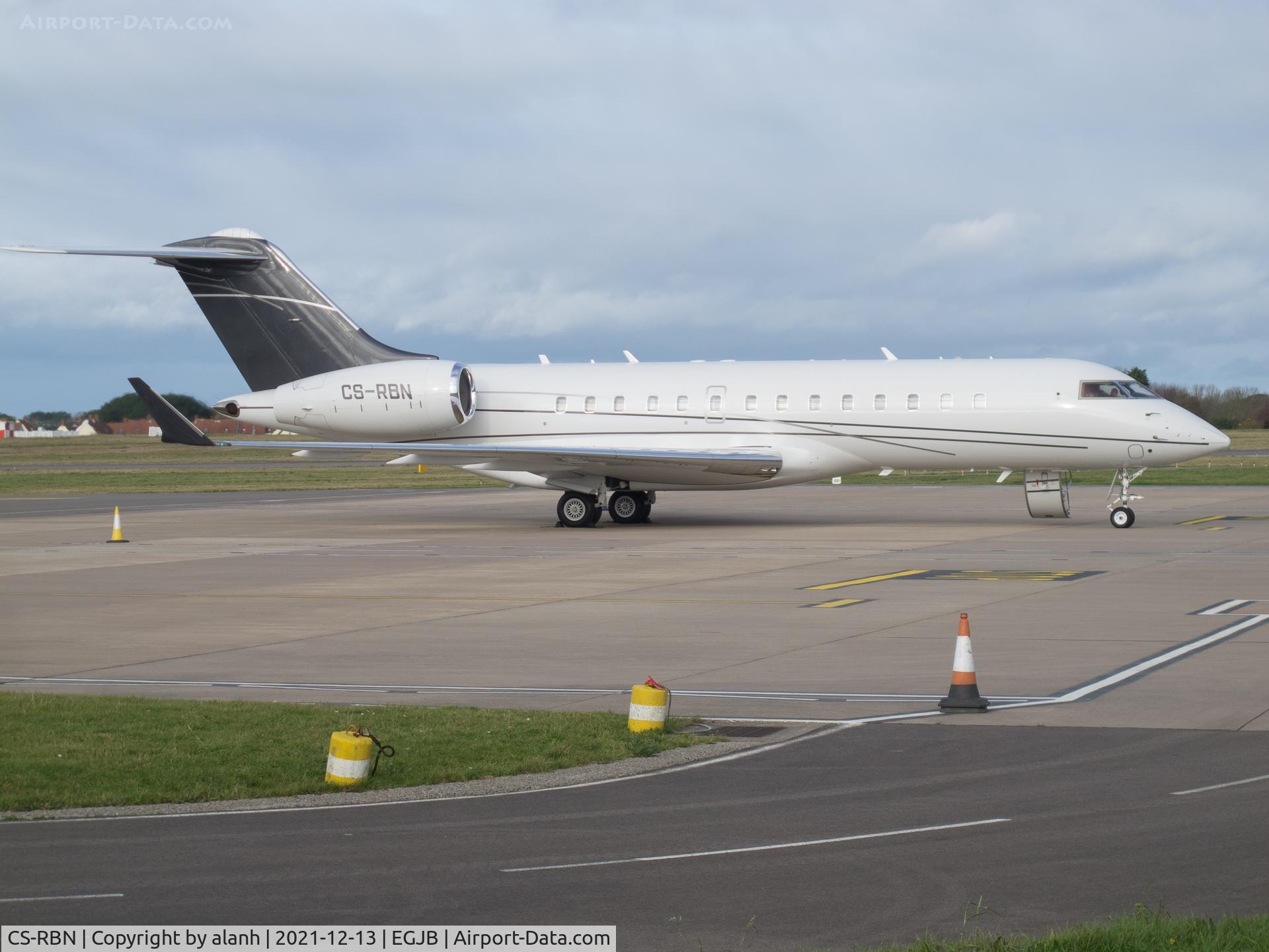 CS-RBN, 2001 Bombardier BD-700-1A10 Global Express C/N 9083, Parked on the west apron, Guernsey