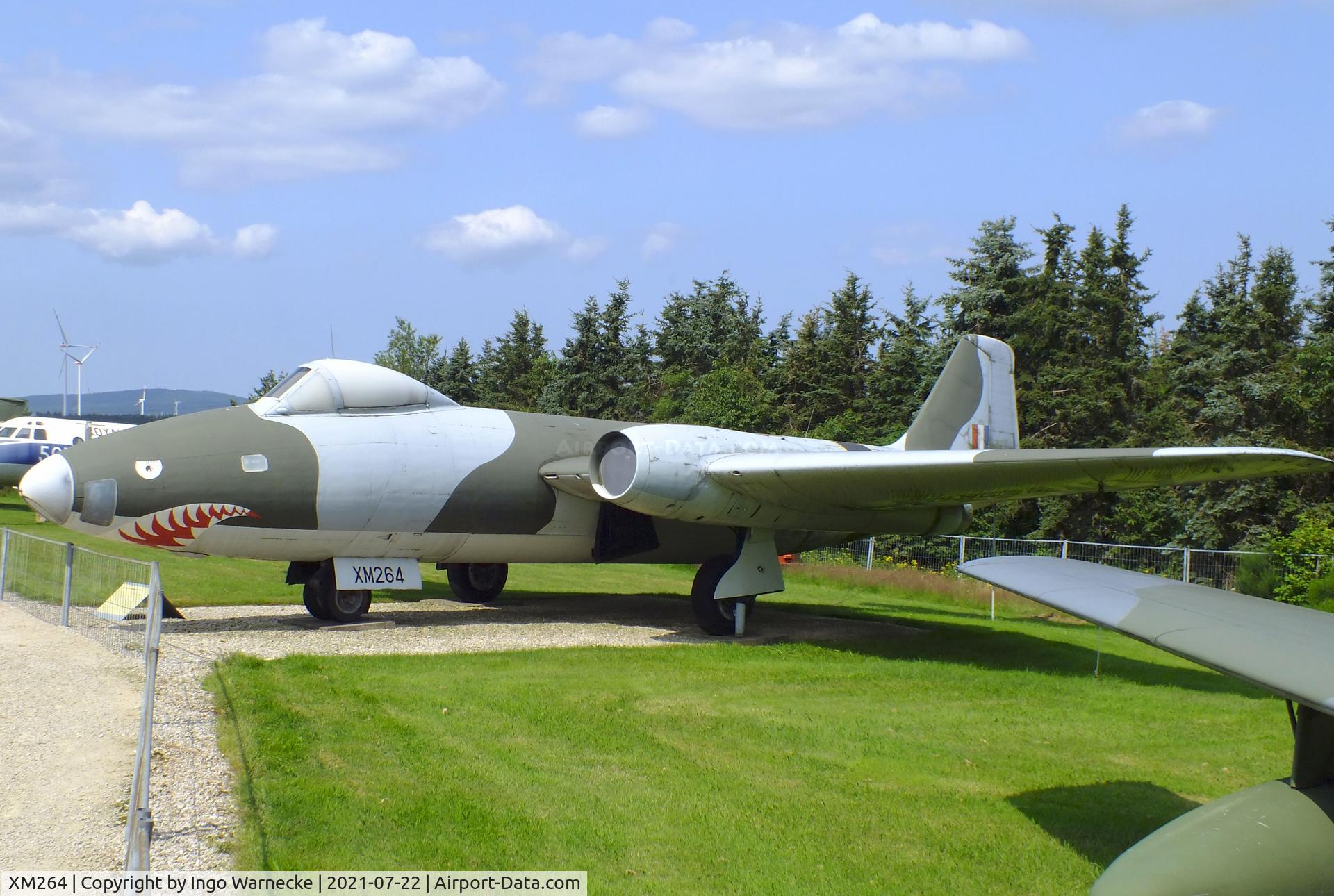 XM264, English Electric Canberra B(I).8 C/N EEP71624, English Electric Canberra B(1)8 at the Flugausstellung P. Junior, Hermeskeil