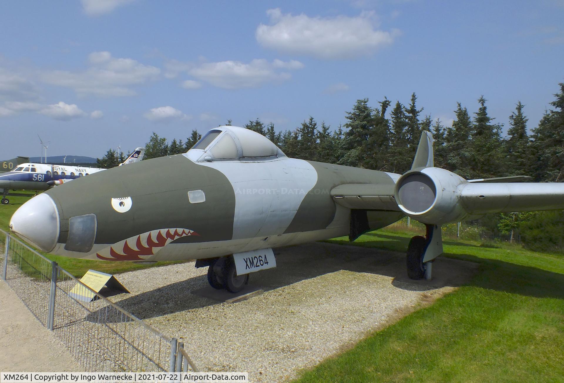 XM264, English Electric Canberra B(I).8 C/N EEP71624, English Electric Canberra B(I)8 at the Flugausstellung P. Junior, Hermeskeil