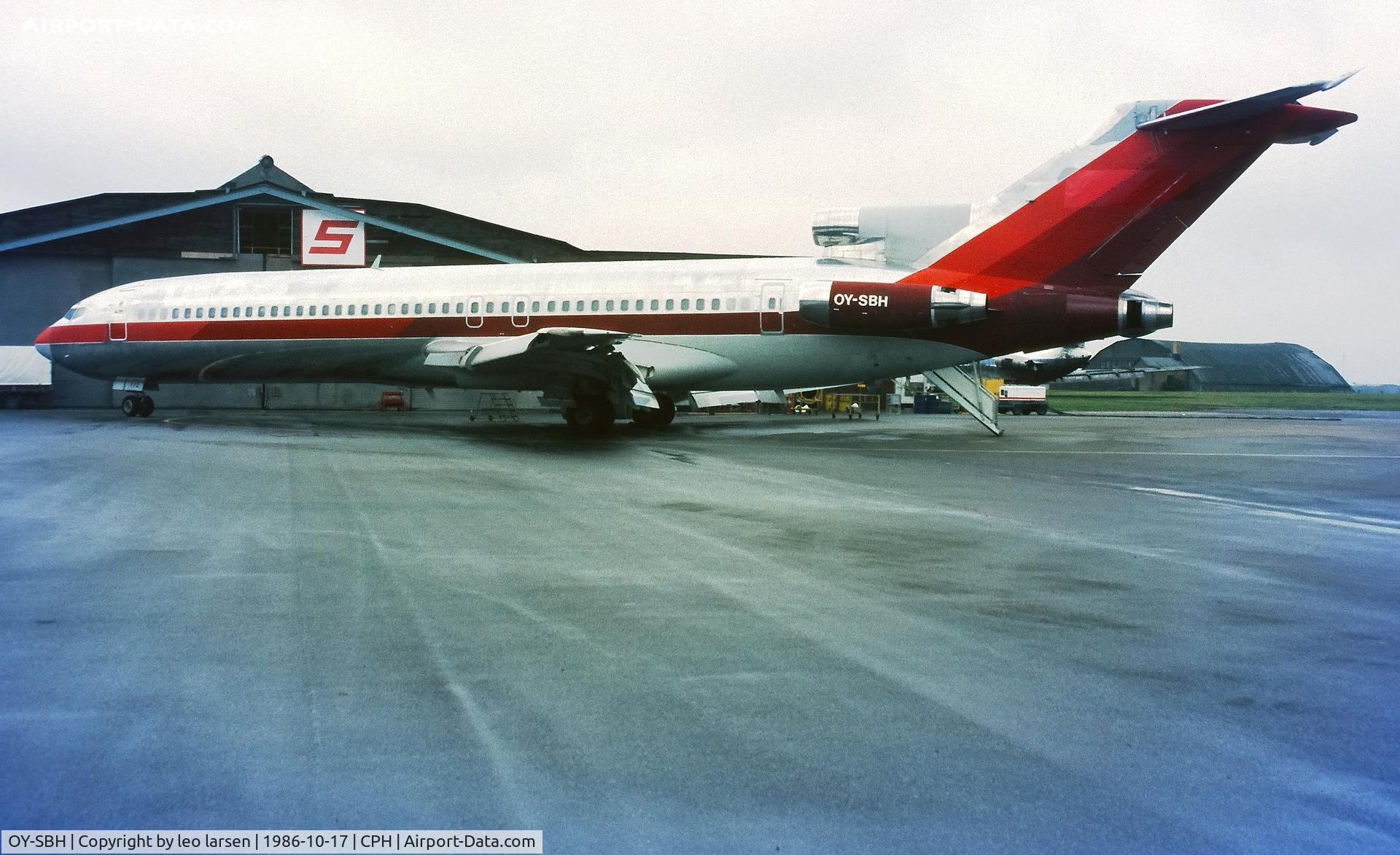 OY-SBH, 1981 Boeing 727-2B7 C/N 22164, Copenhagen 17.10.1986