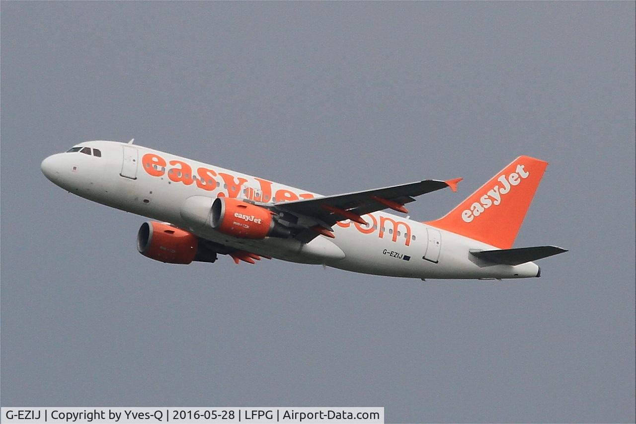 G-EZIJ, 2005 Airbus A319-111 C/N 2477, Airbus A319-111, Climbing from rwy 08L, Roissy Charles De Gaulle airport (LFPG-CDG)