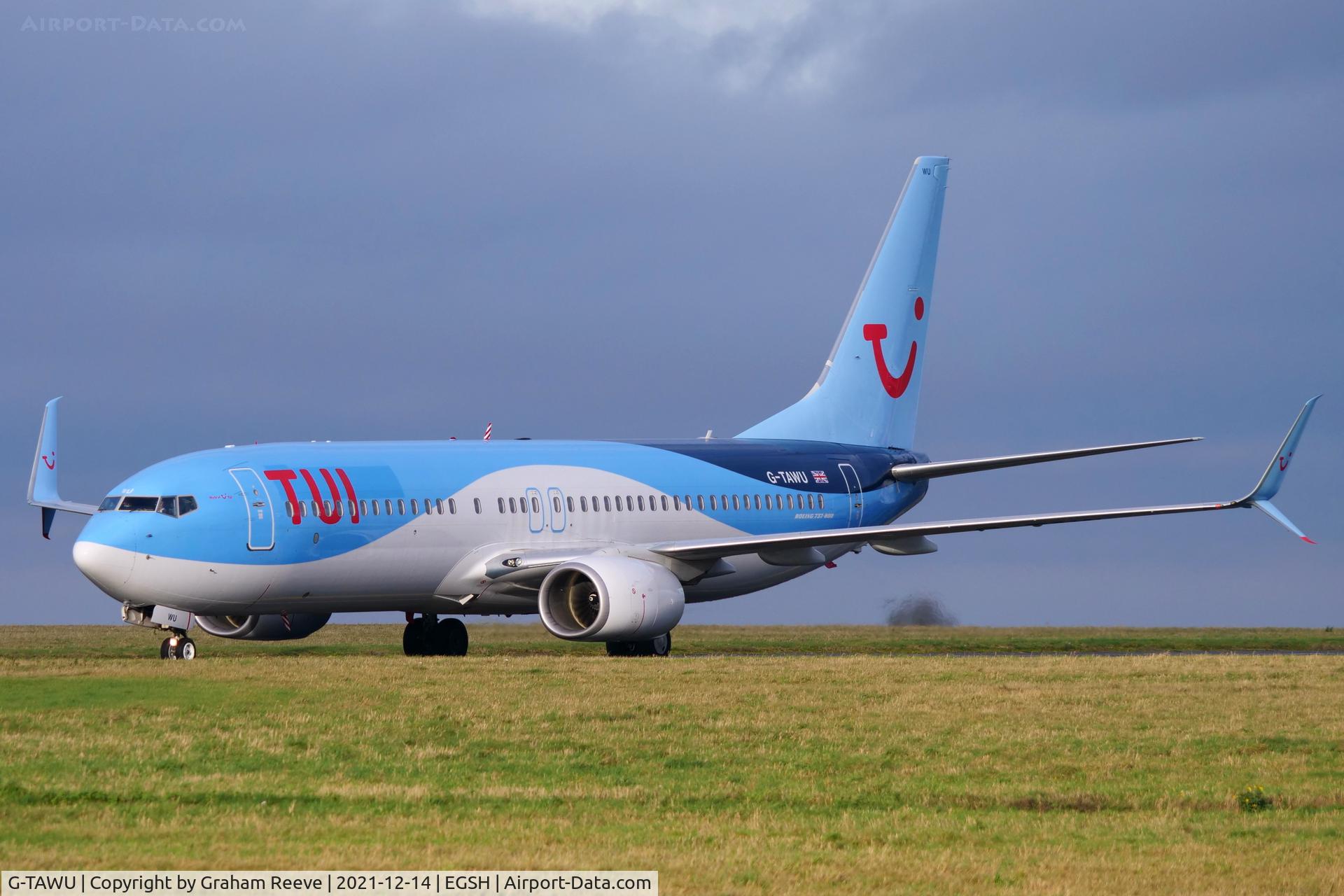 G-TAWU, 2014 Boeing 737-8K5 C/N 37263, Just landed at Norwich.