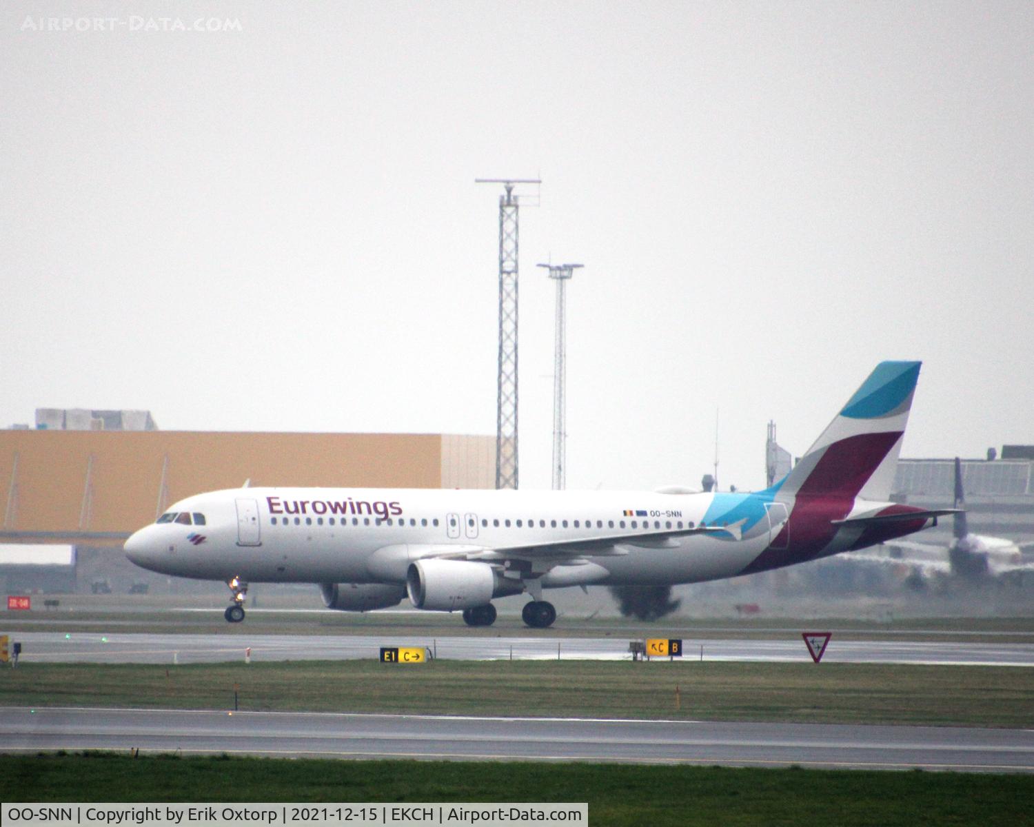 OO-SNN, 2010 Airbus A320-214 C/N 4269, OO-SNN landed rw 22L